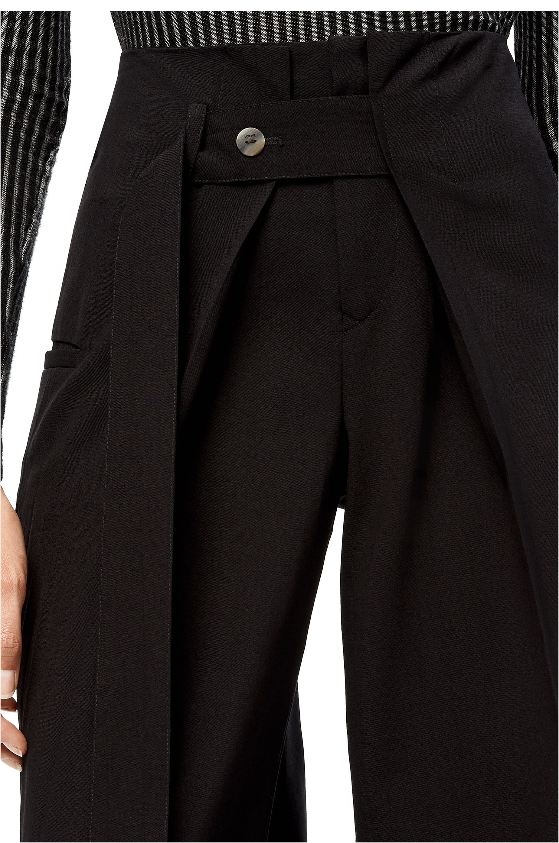 Cropped belted trousers in wool - 5
