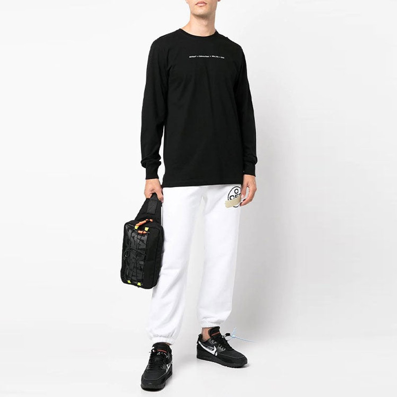 Off-White Off-White Cotton Arrow Logo Printing Round Neck Long Sleeves Black OMAB001F21JER0021084 outlook