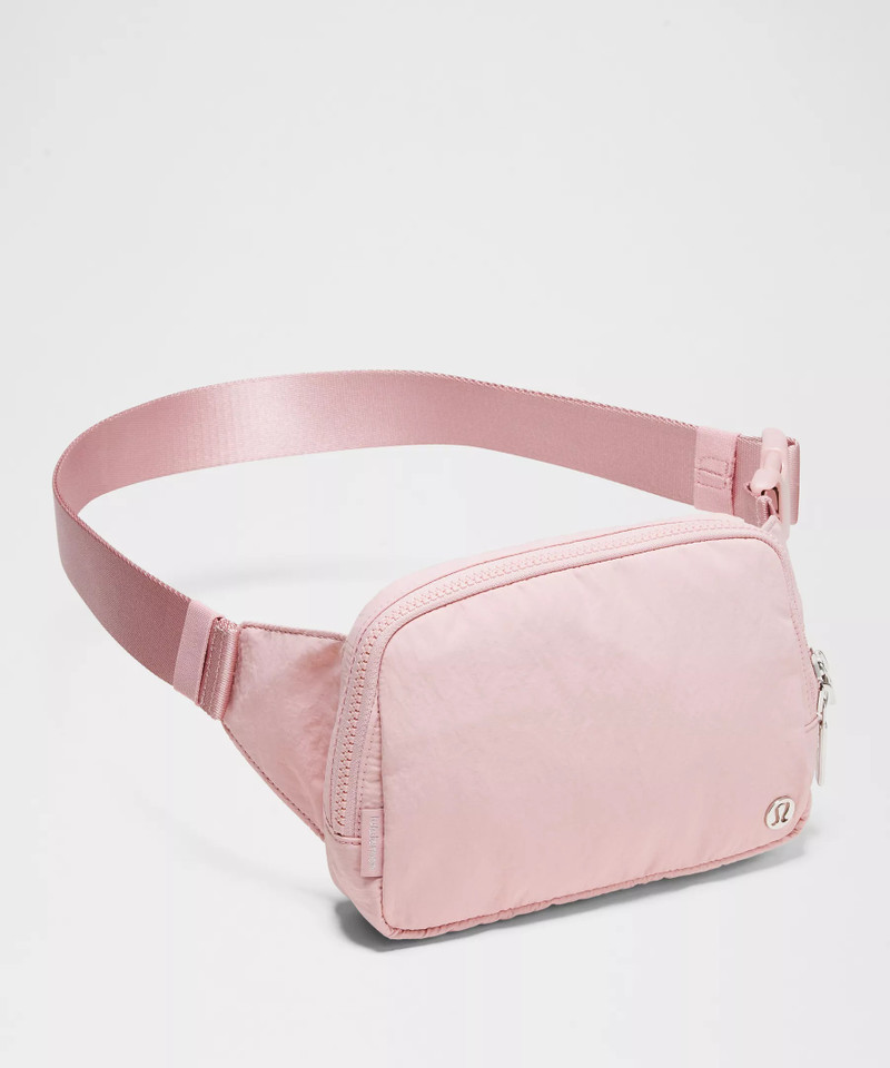 Everywhere Belt Bag Large with Long Strap 2L 4