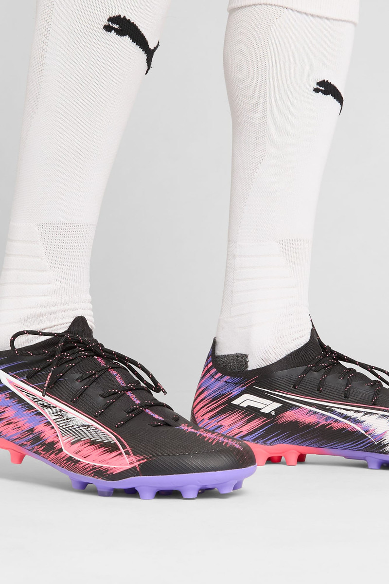 PUMA ULTRA 5 ULTIMATE F1® Multi-Ground Men's Soccer Cleats outlook