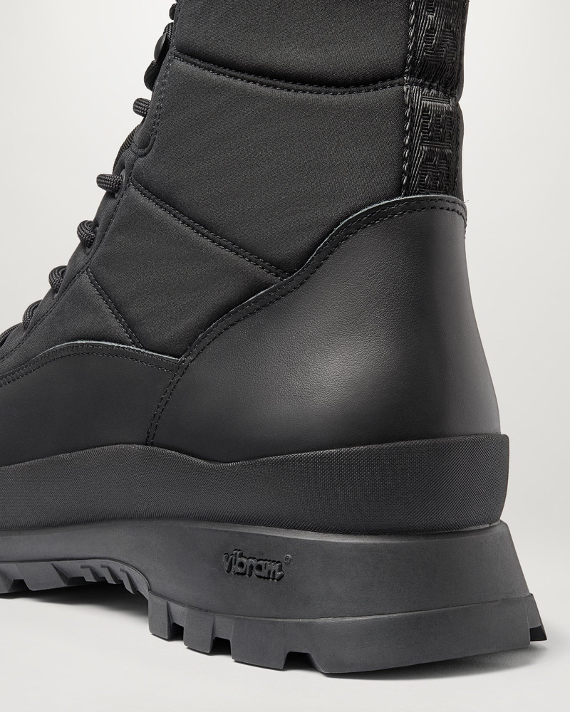 EXPLORE LACE UP BOOTS 5