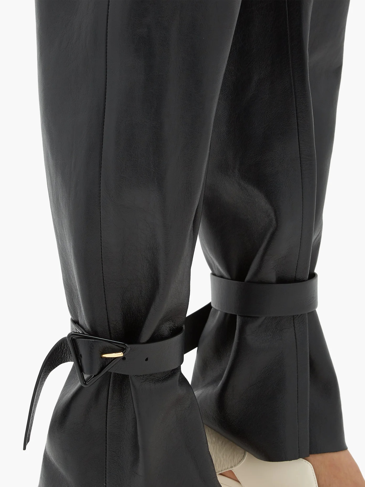 Tied-cuff leather wide-leg trousers - 5