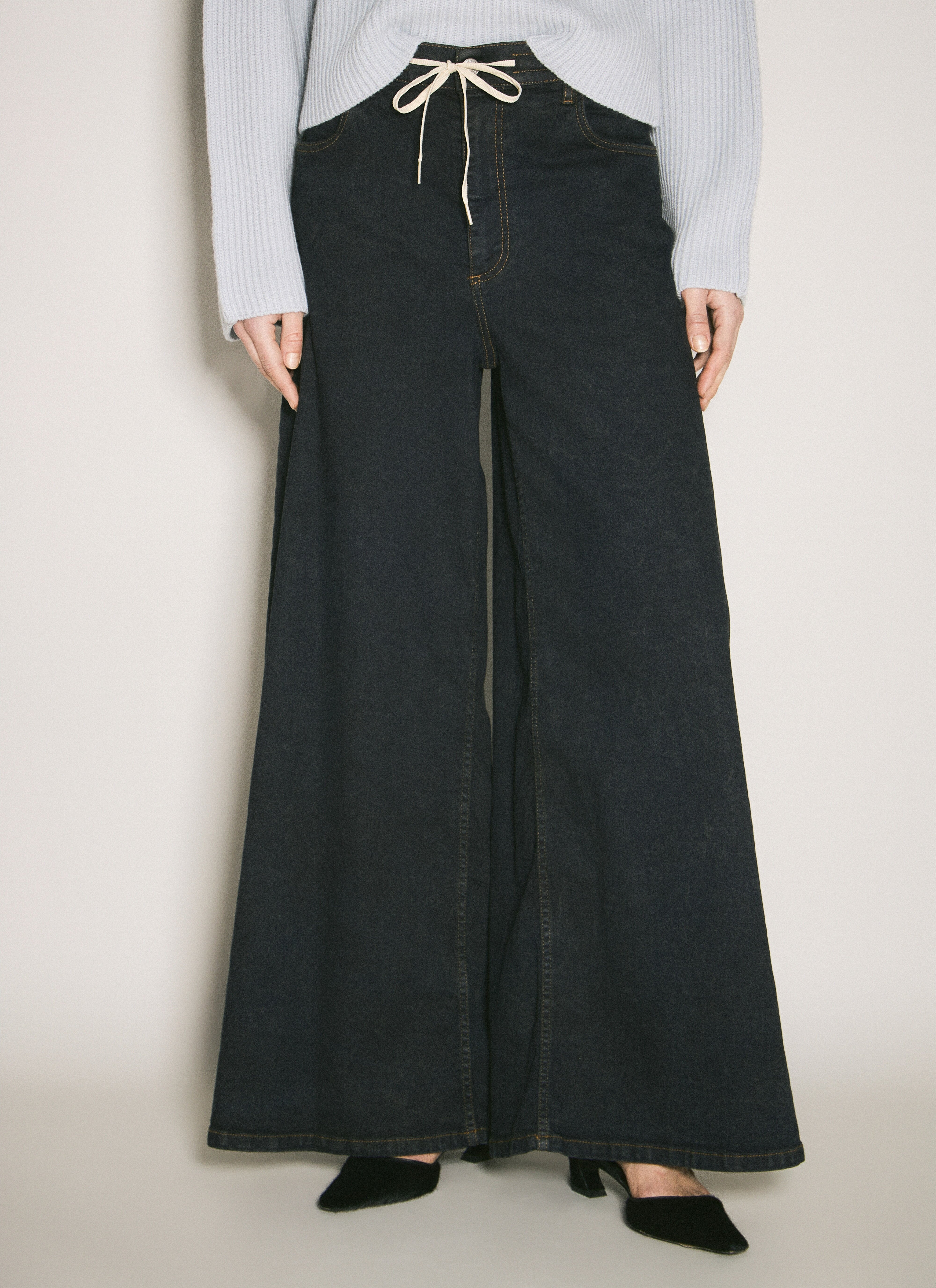 Wide-Leg Stretch Jeans - 1