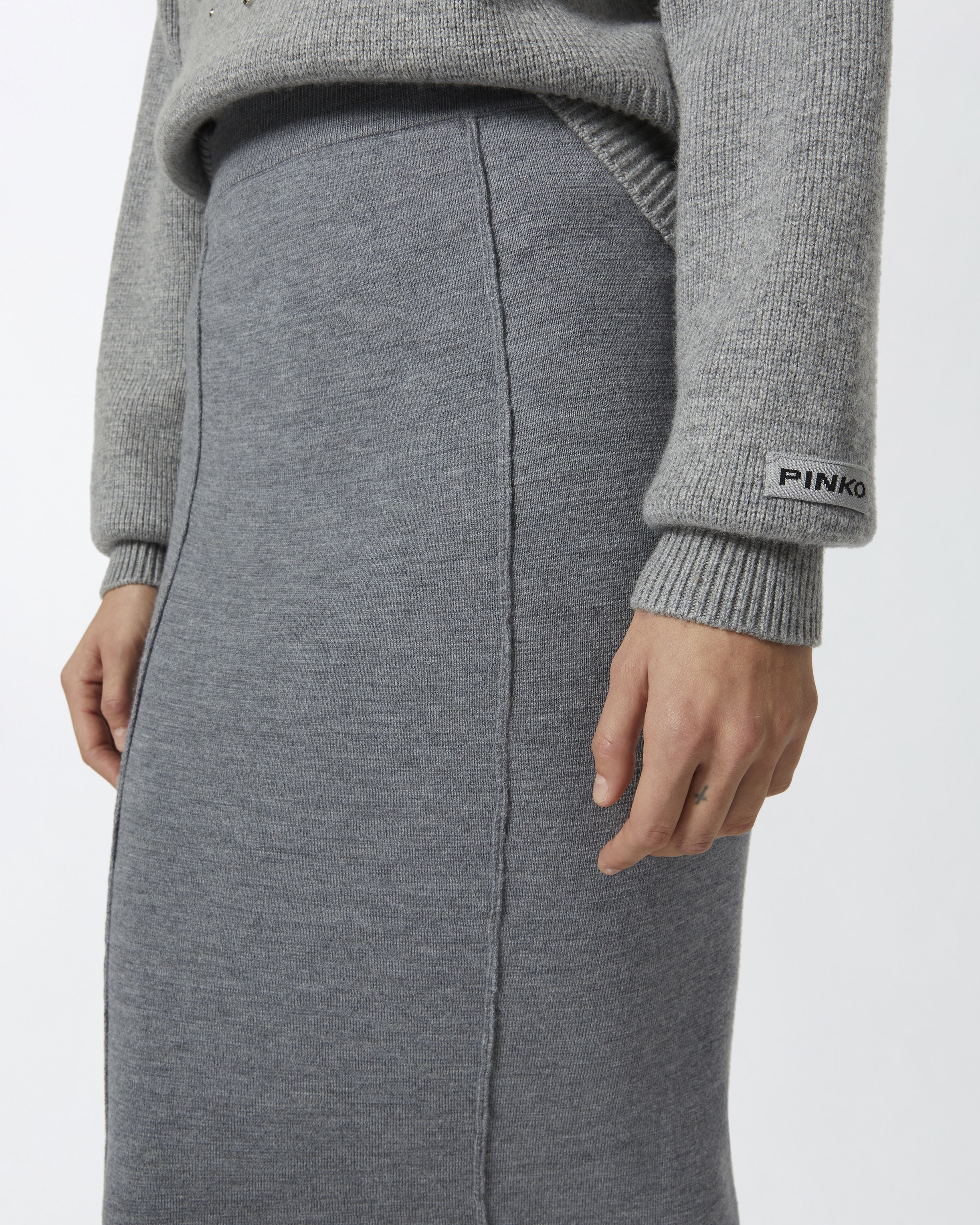 WOOL-KNIT PENCIL SKIRT - 4