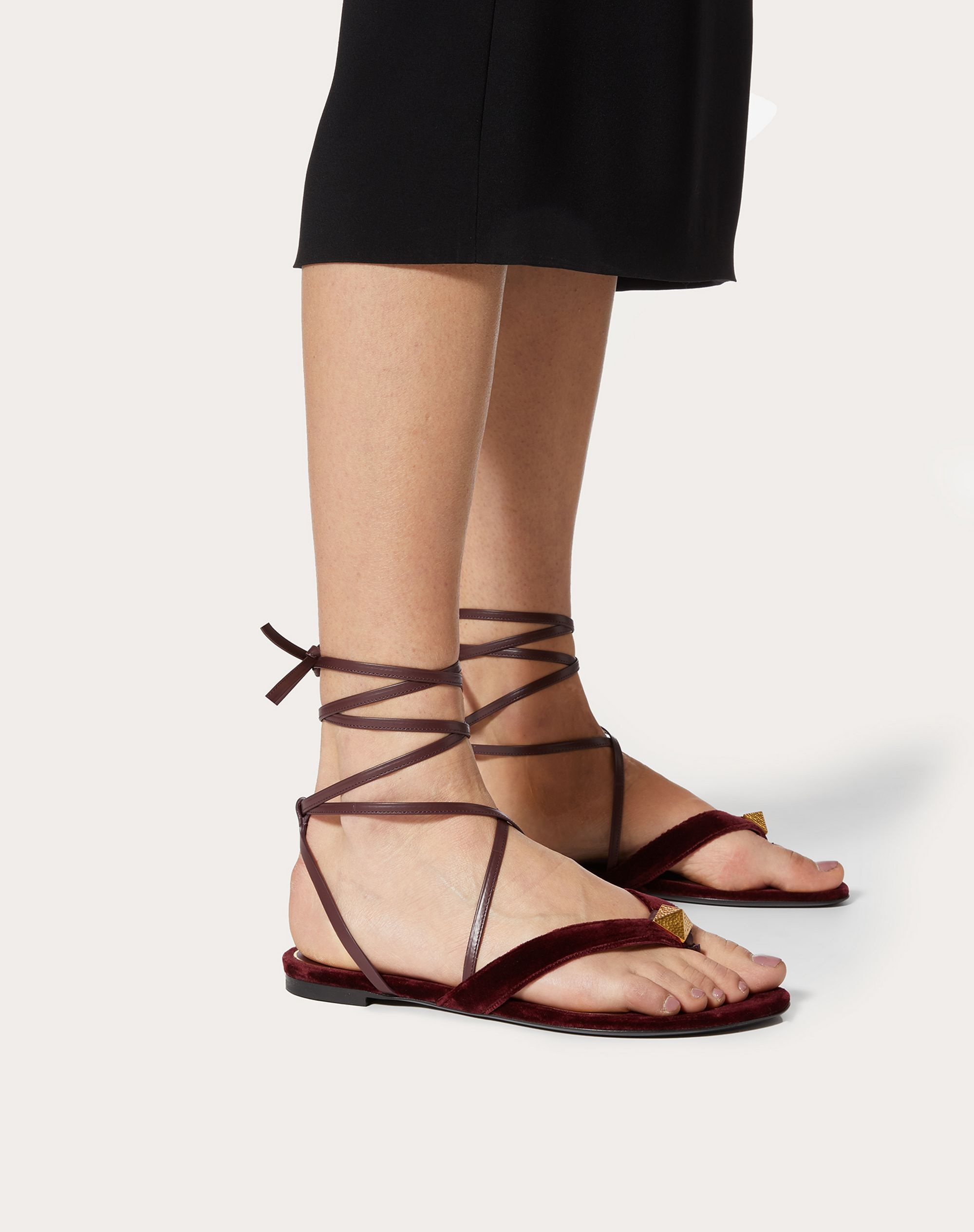 Roman Stud Flat Flip Flop Sandal in velvet - 6