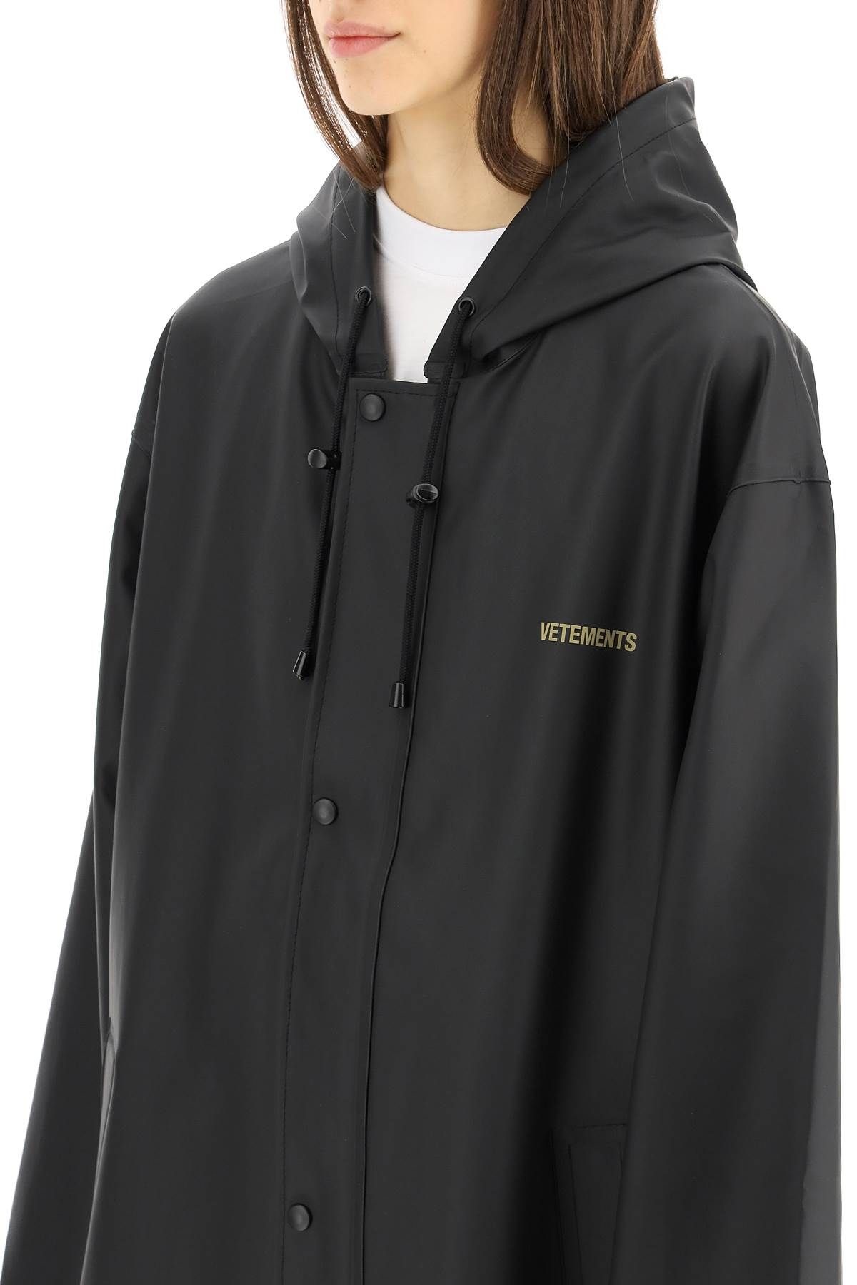 OVERSIZED RAINCOAT WITH LOGO - 5