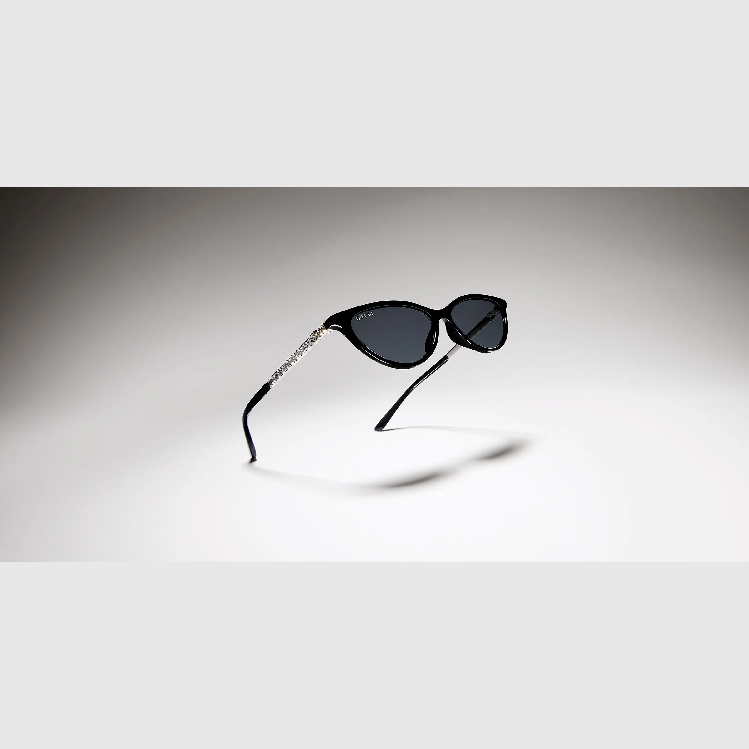 GG2211S Cat-eye frame sunglasses - 1