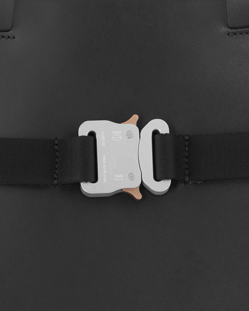 LEATHER BUCKLE TOTE 3