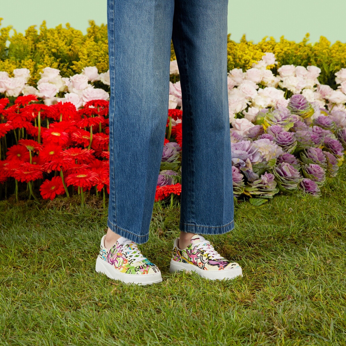 Gucci graffiti sneakers clearance