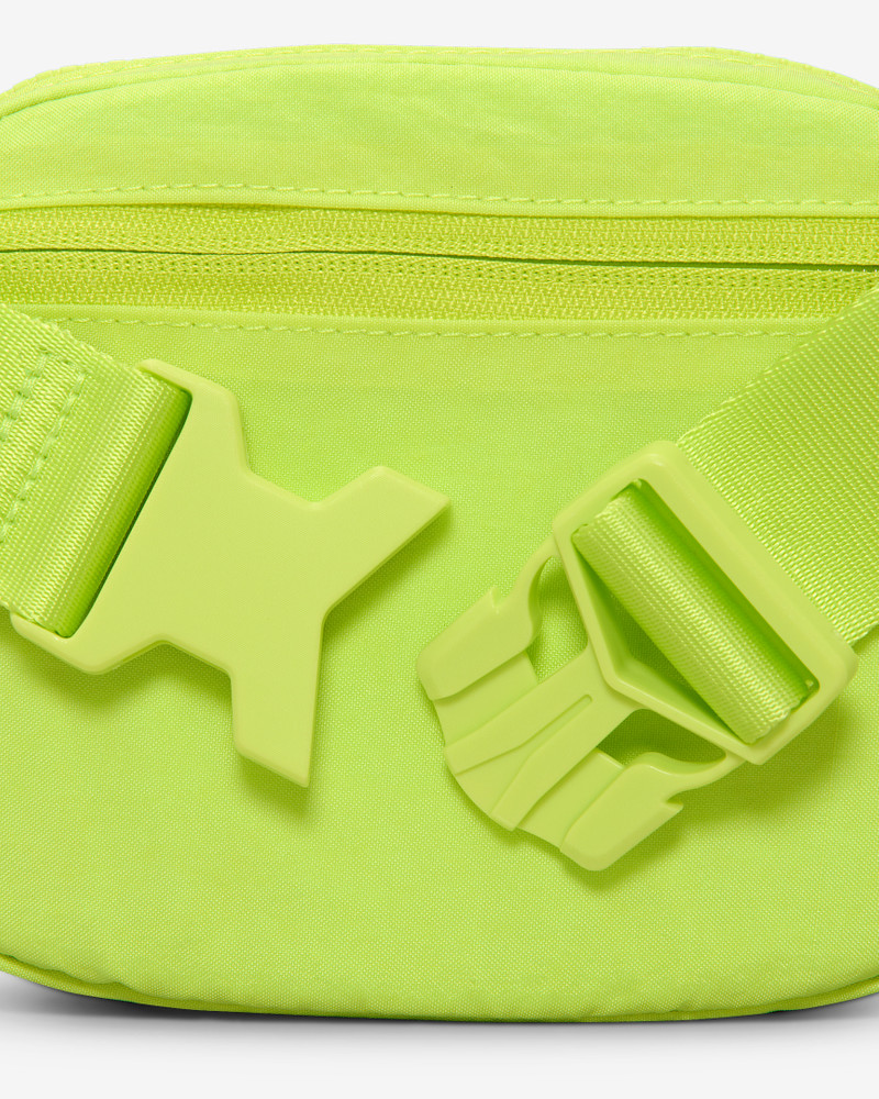 Nike Aura Crossbody Bag (2L) 7