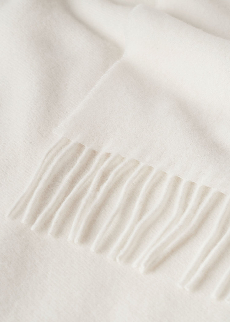 Classic wool scarf bone 4