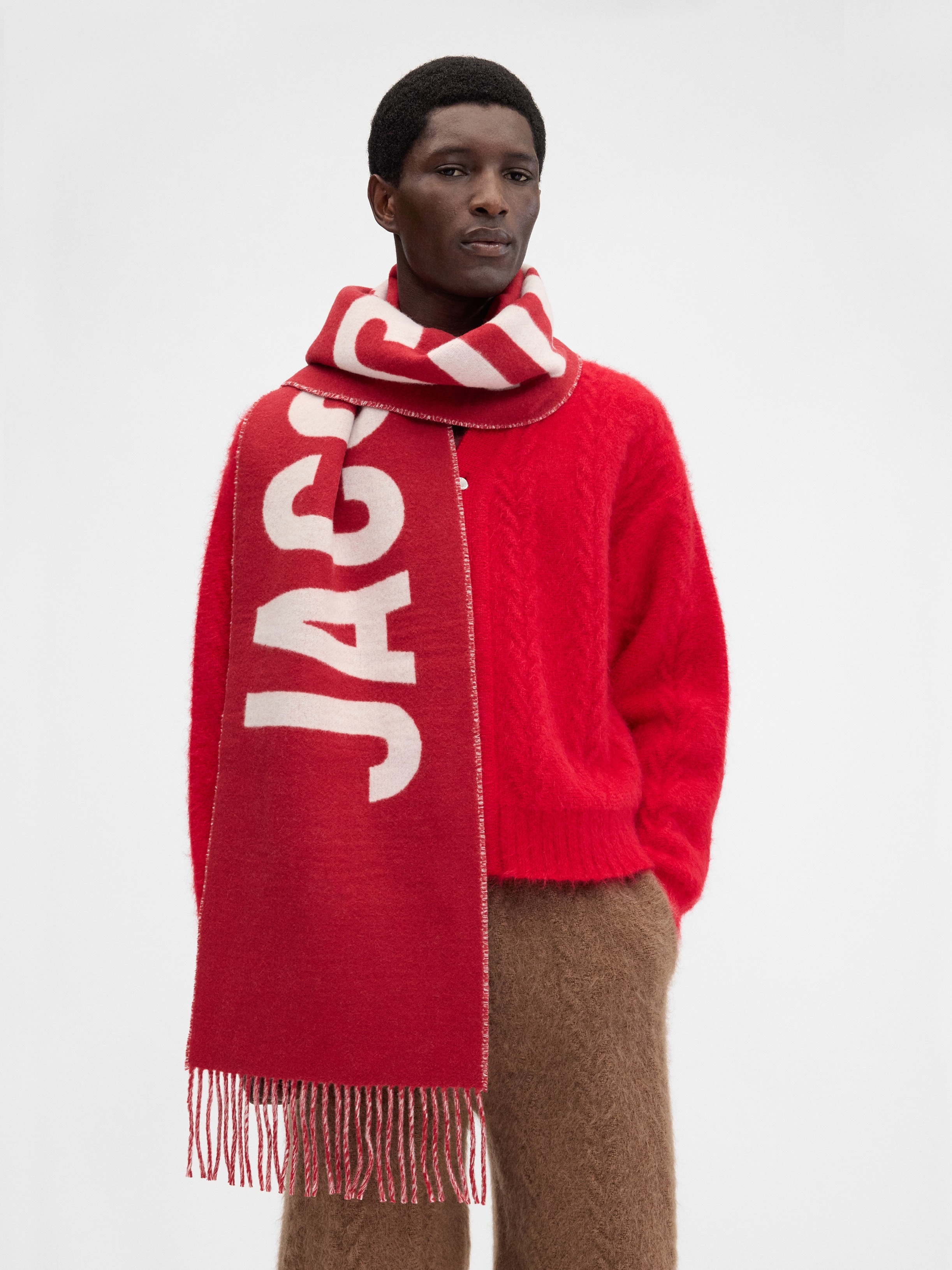 The Jacquemus scarf - 3
