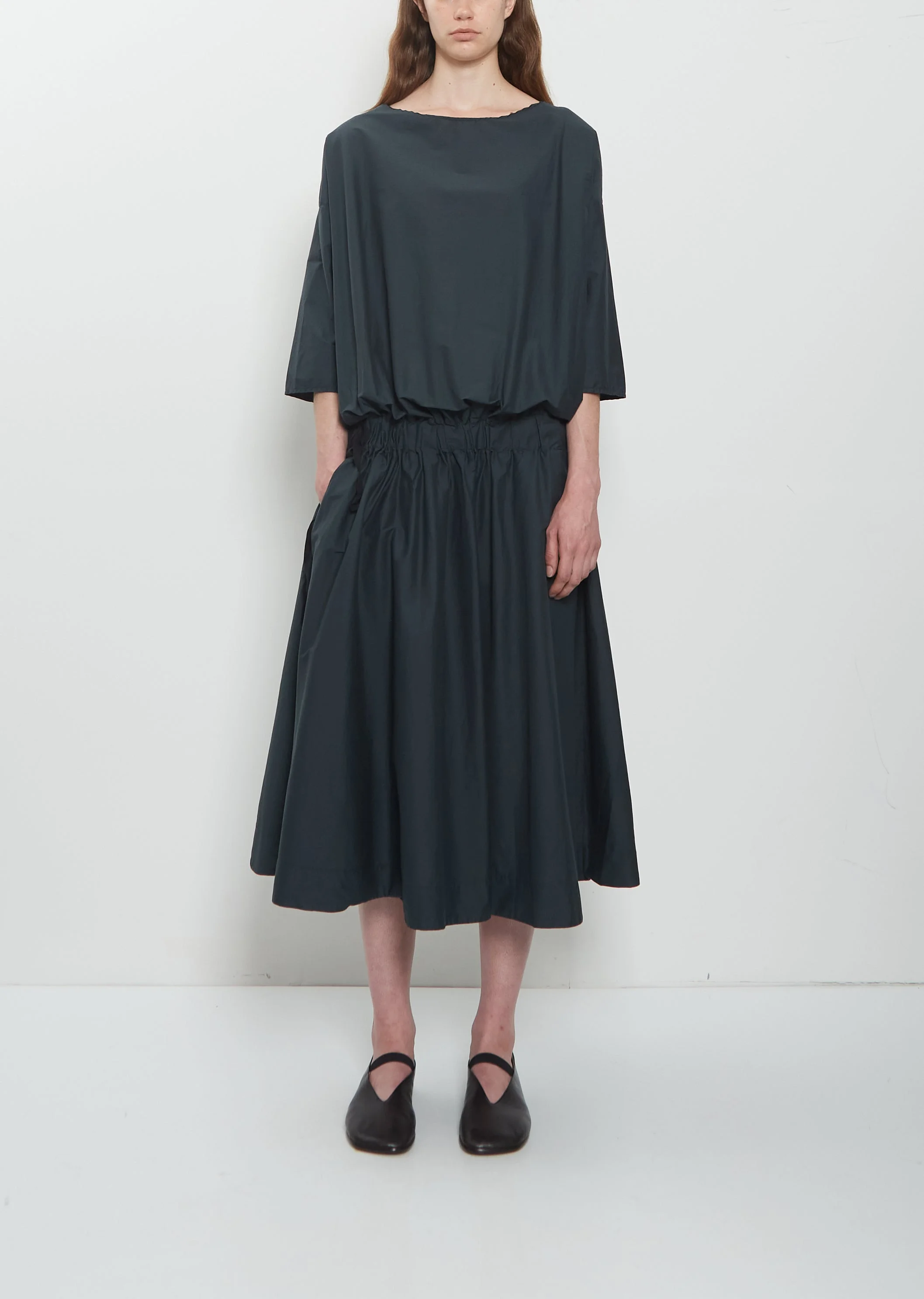 Stretch Light Canvas Gathered Dress — Thyme - 1