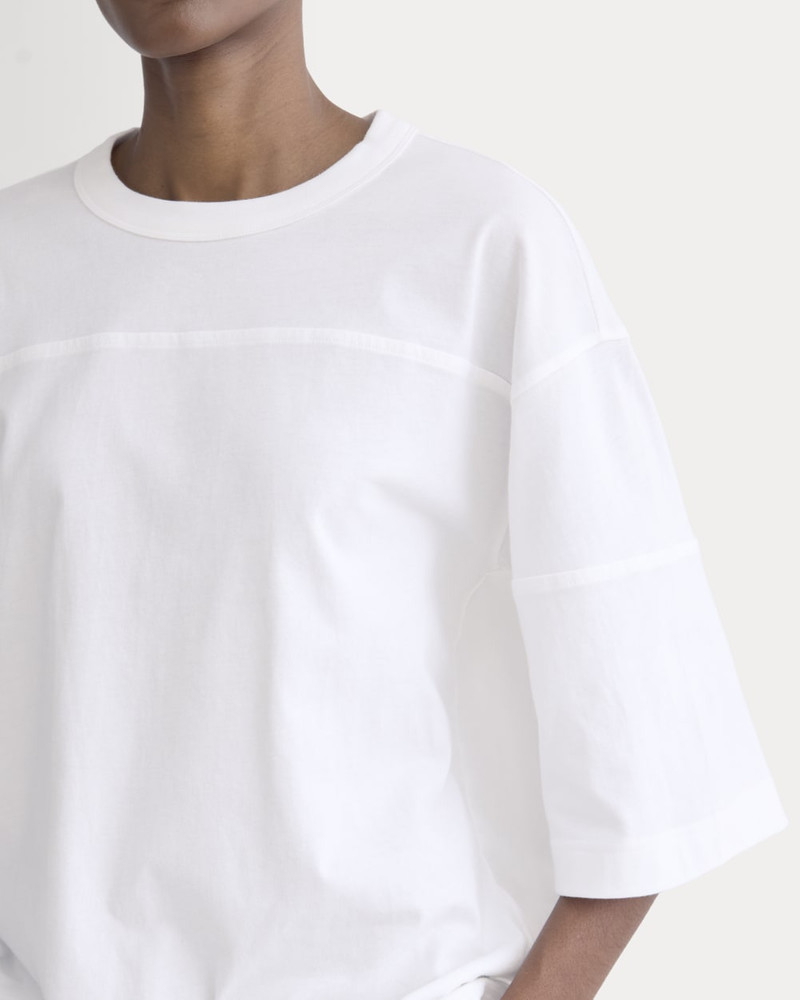 OVERSIZED VARSITY TEE IN ESSENTIAL COTTON 4
