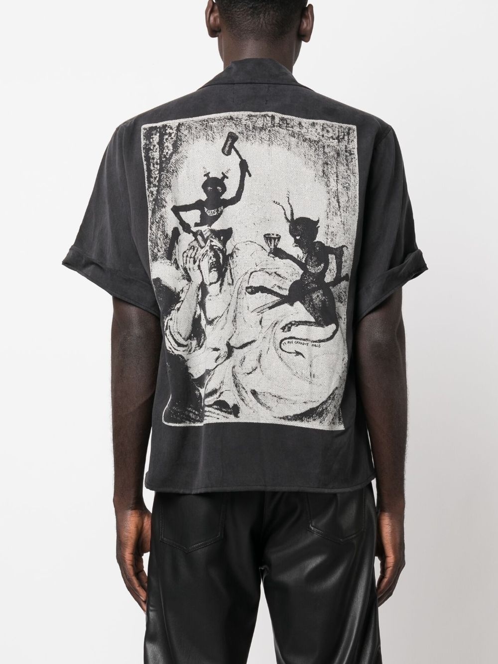 graphic-print short-sleeve shirt - 4