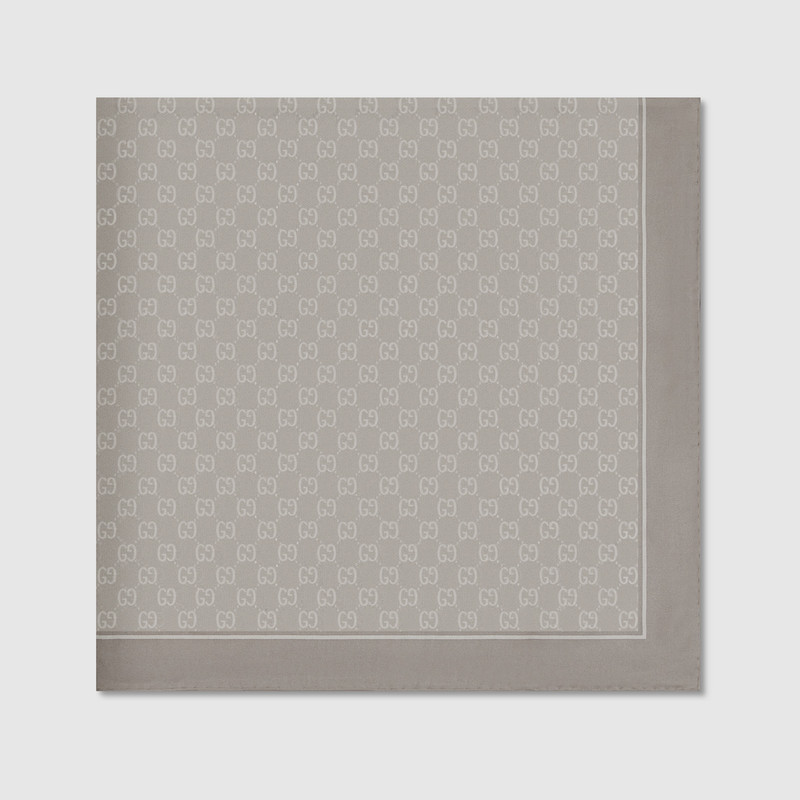 GUCCI Printed silk carré outlook