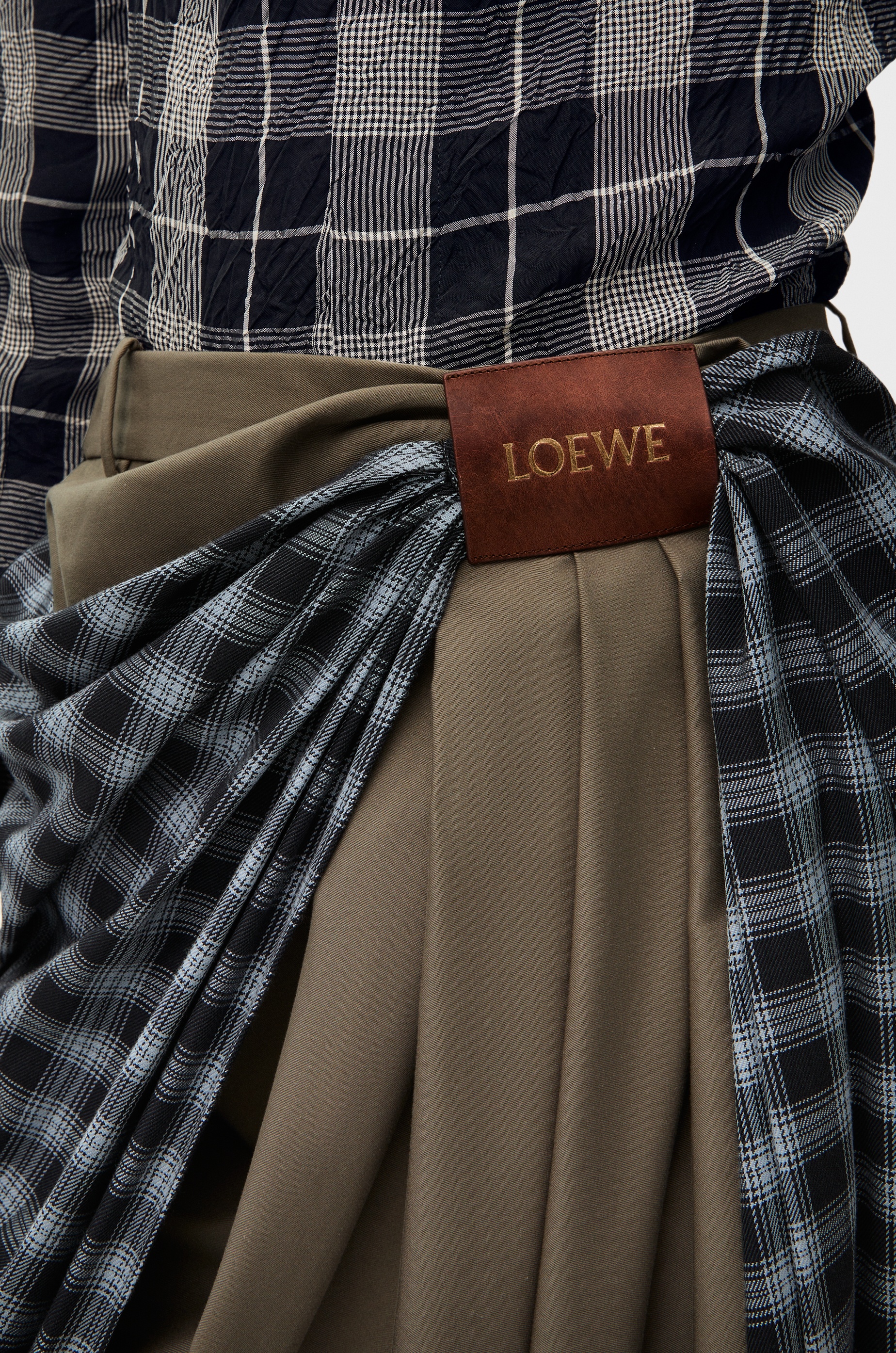 Draped trousers in cotton and wool - 5