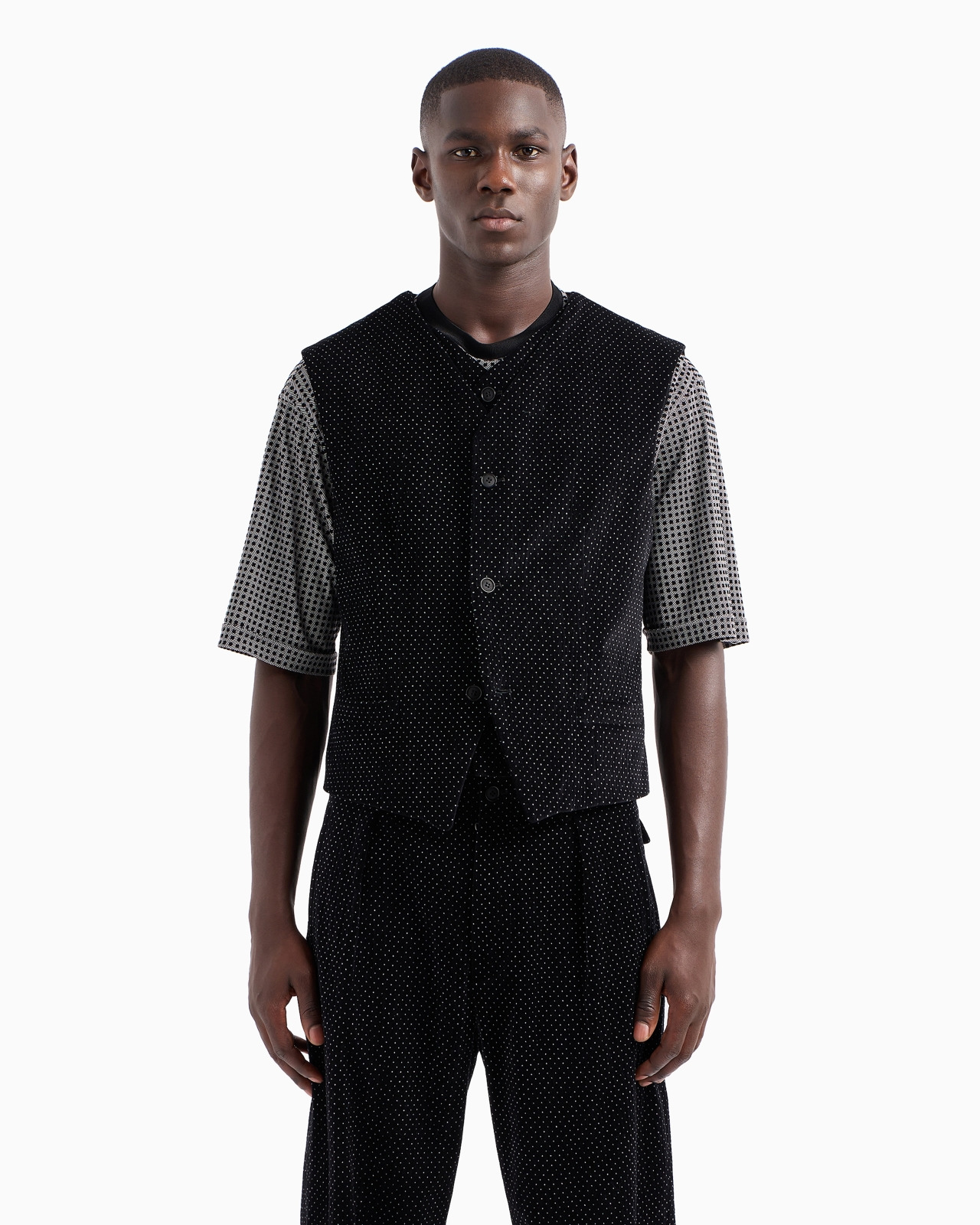 SINGLE-BREASTED WAISTCOAT IN SEERSUCKER VELVET WITH A POLKA-DOT MOTIF - 2