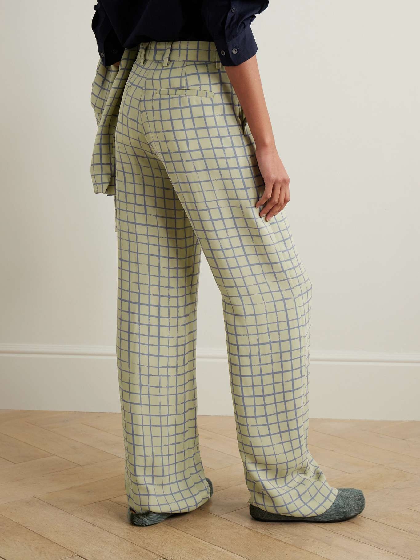 Checked crepe straight-leg pants - 4