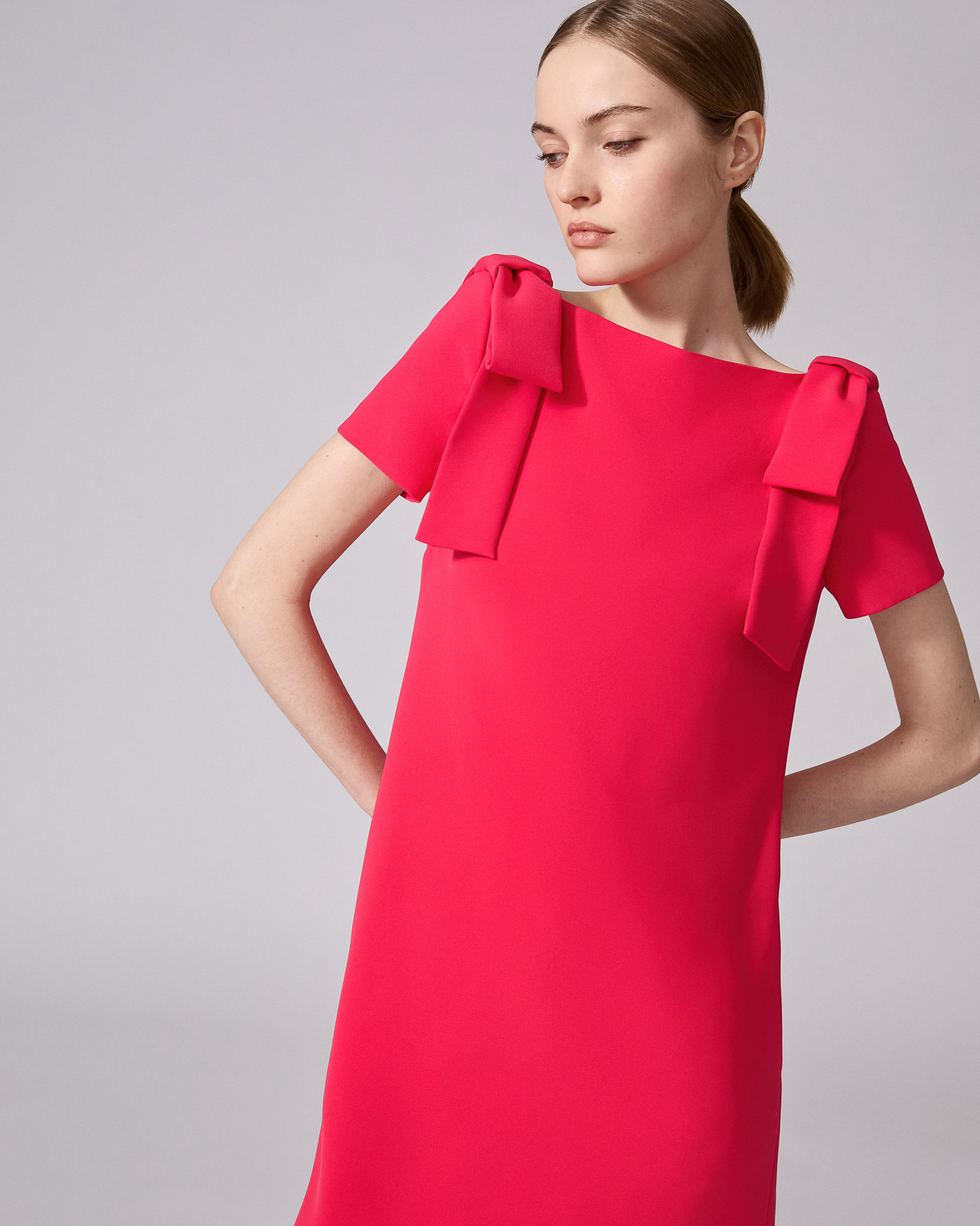 Shift Dress With Bows - 4