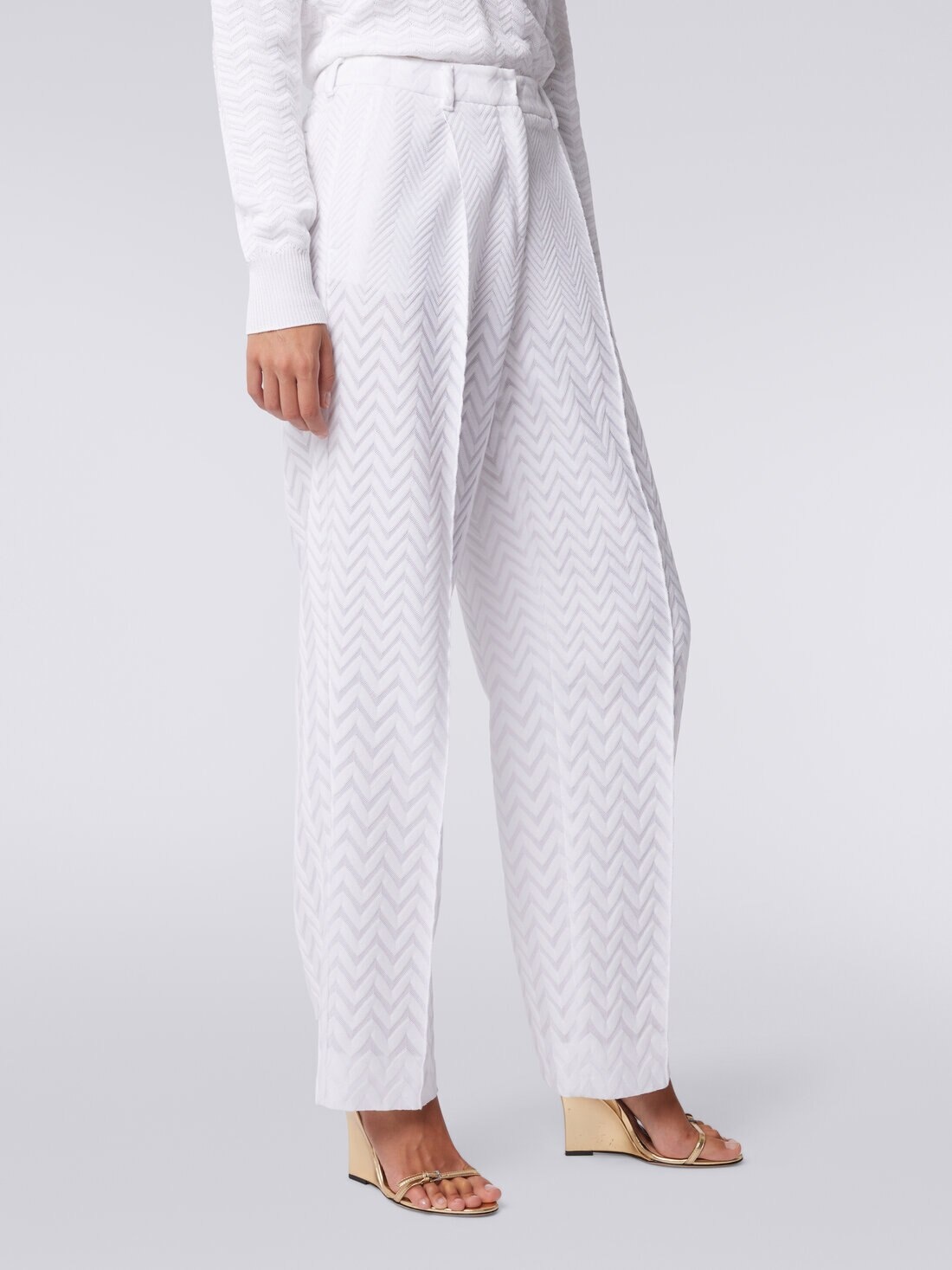 Classic trousers with raschel chevron design - 5