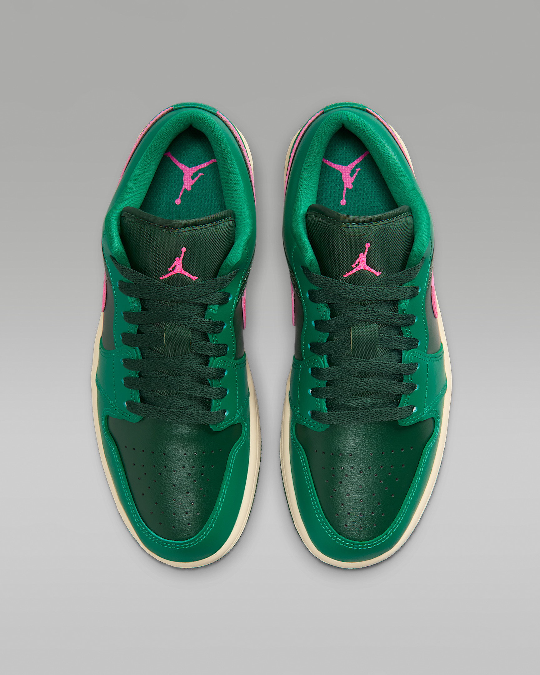 Air Jordan 1 Low Women's Shoes - 4