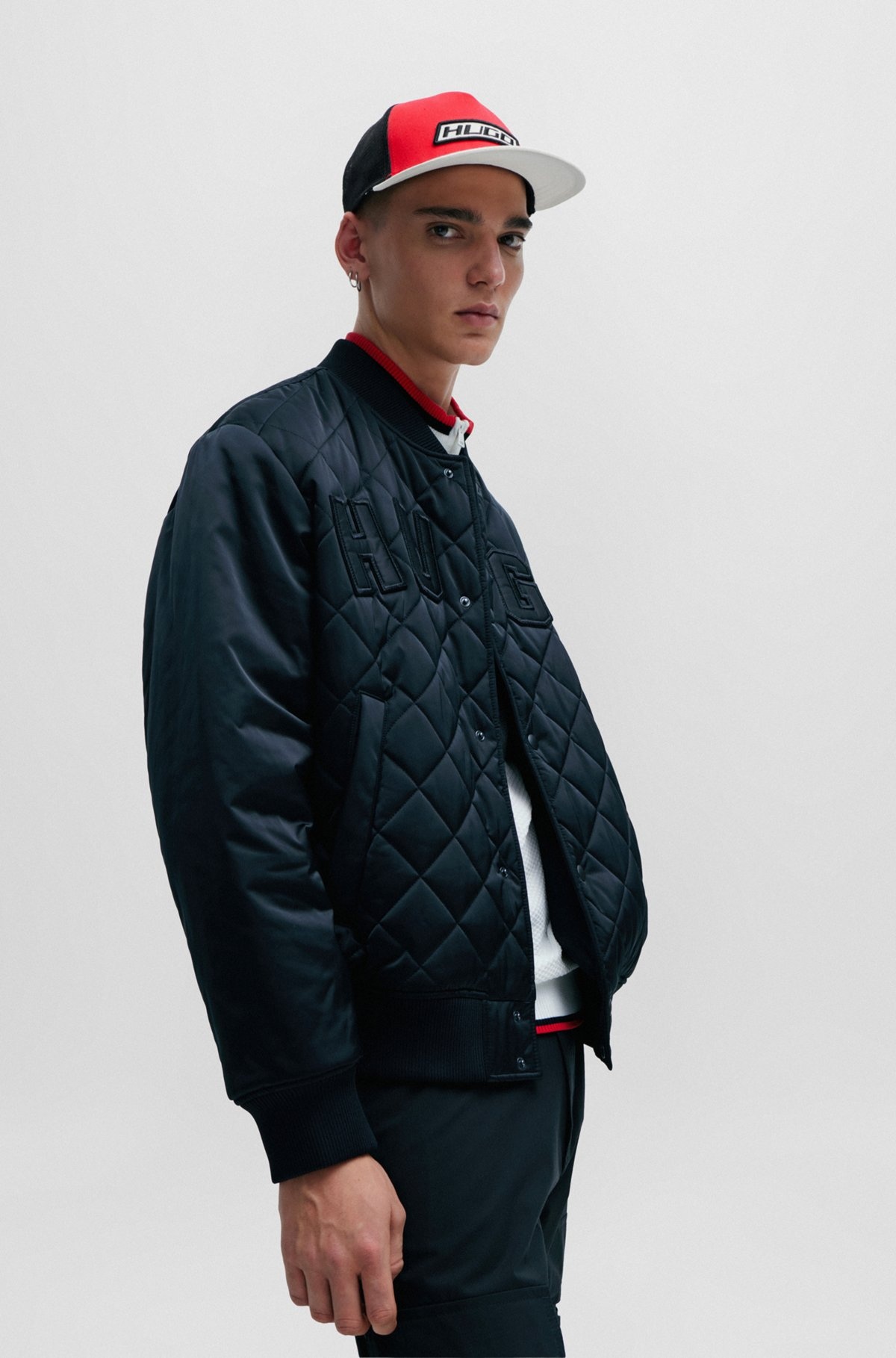 TRUCKER CAP IN COTTON TWILL WITH RACING-INSPIRED DETAILS - 5