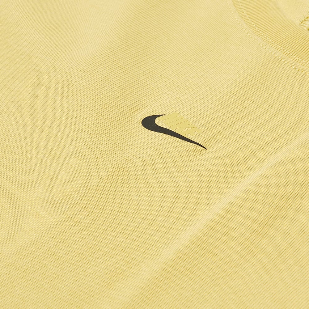 Nike Premium Essentials Heavyweight Tee - 2