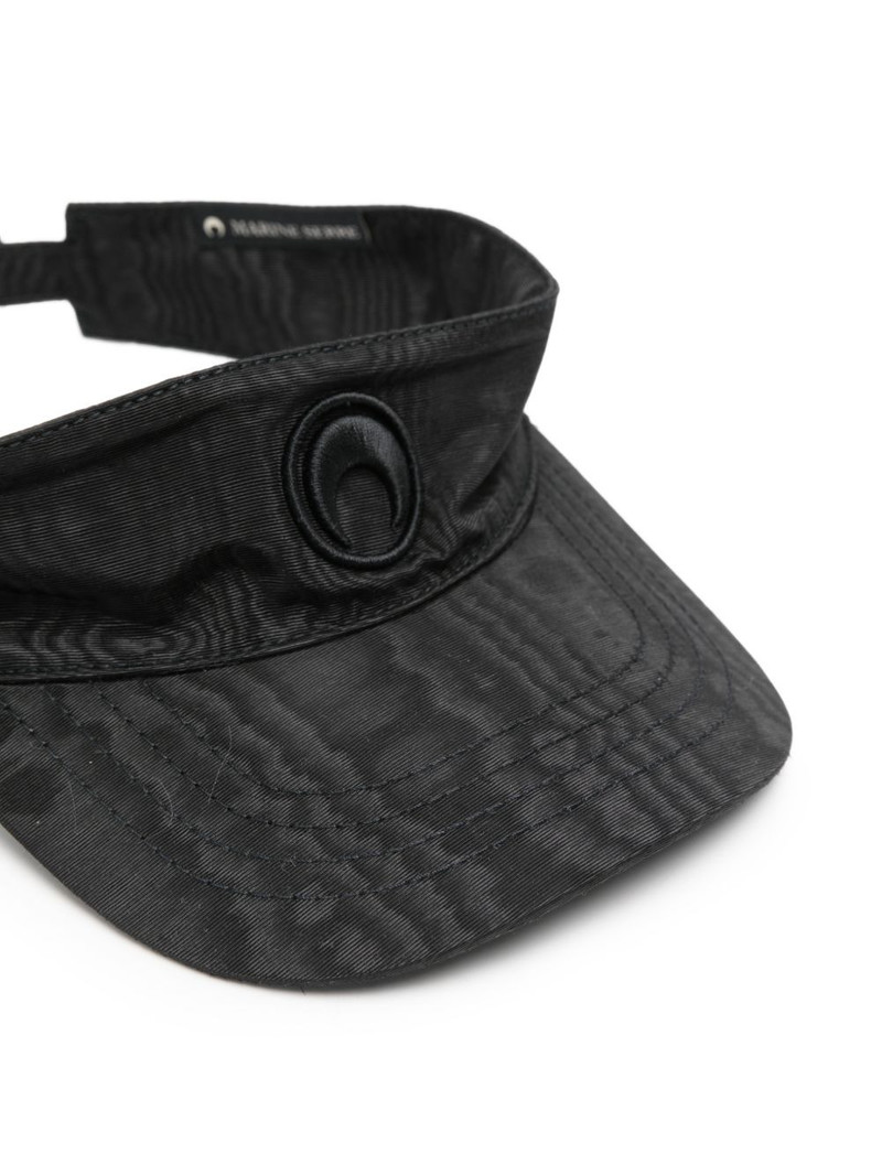 black cap 3