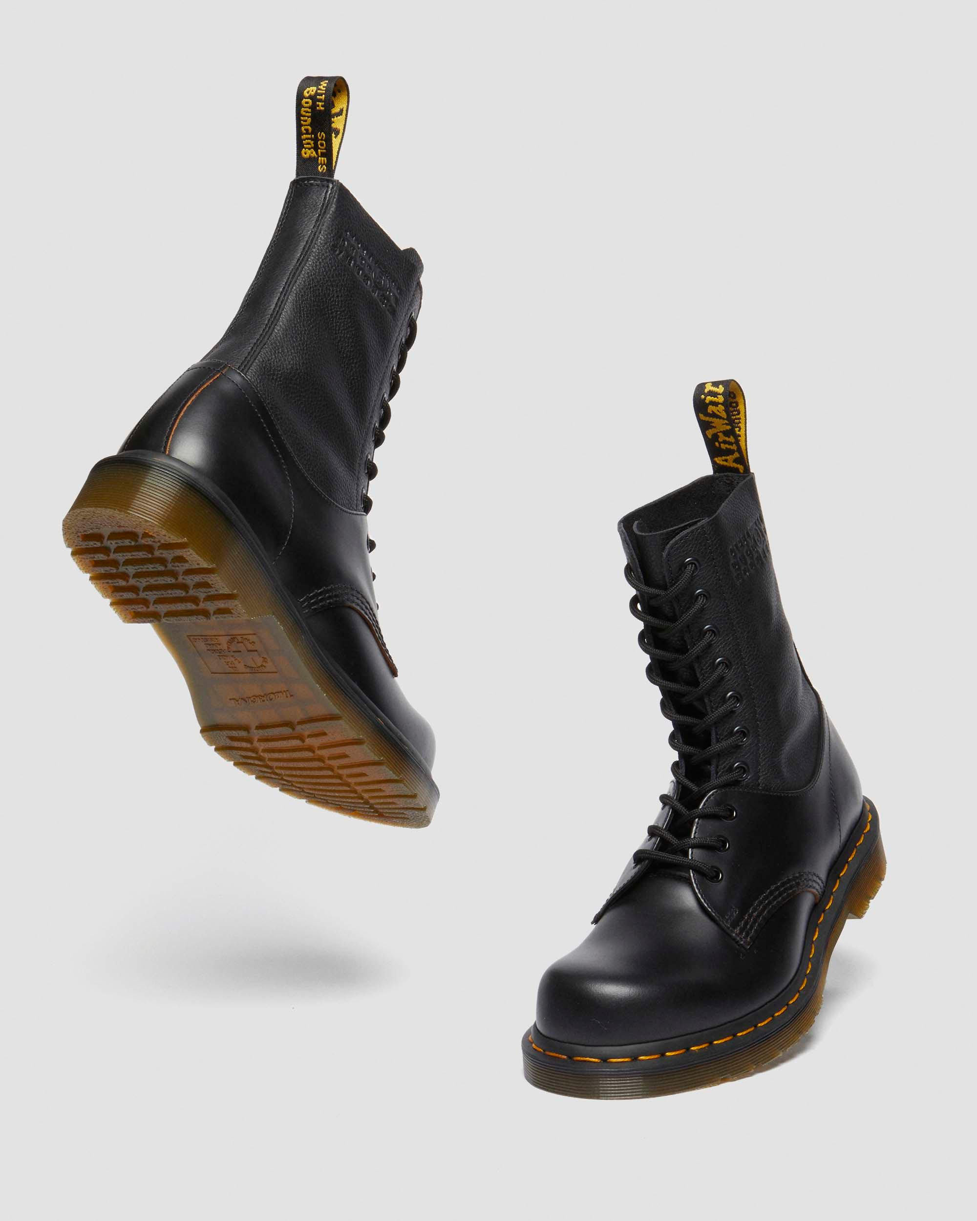 1490 / 1461 MM6 Leather Lace Up Boots - 8