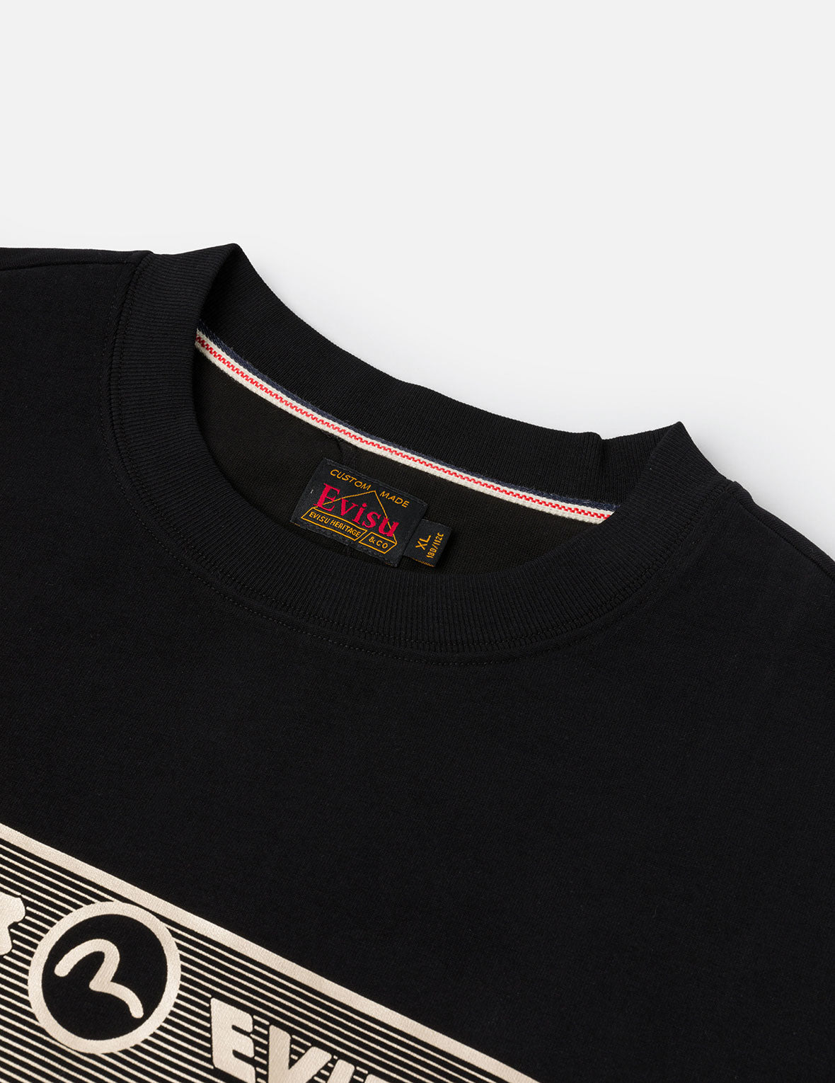 Lion Dance and Mountain Embroidery Relax Fit T-Shirt - 9