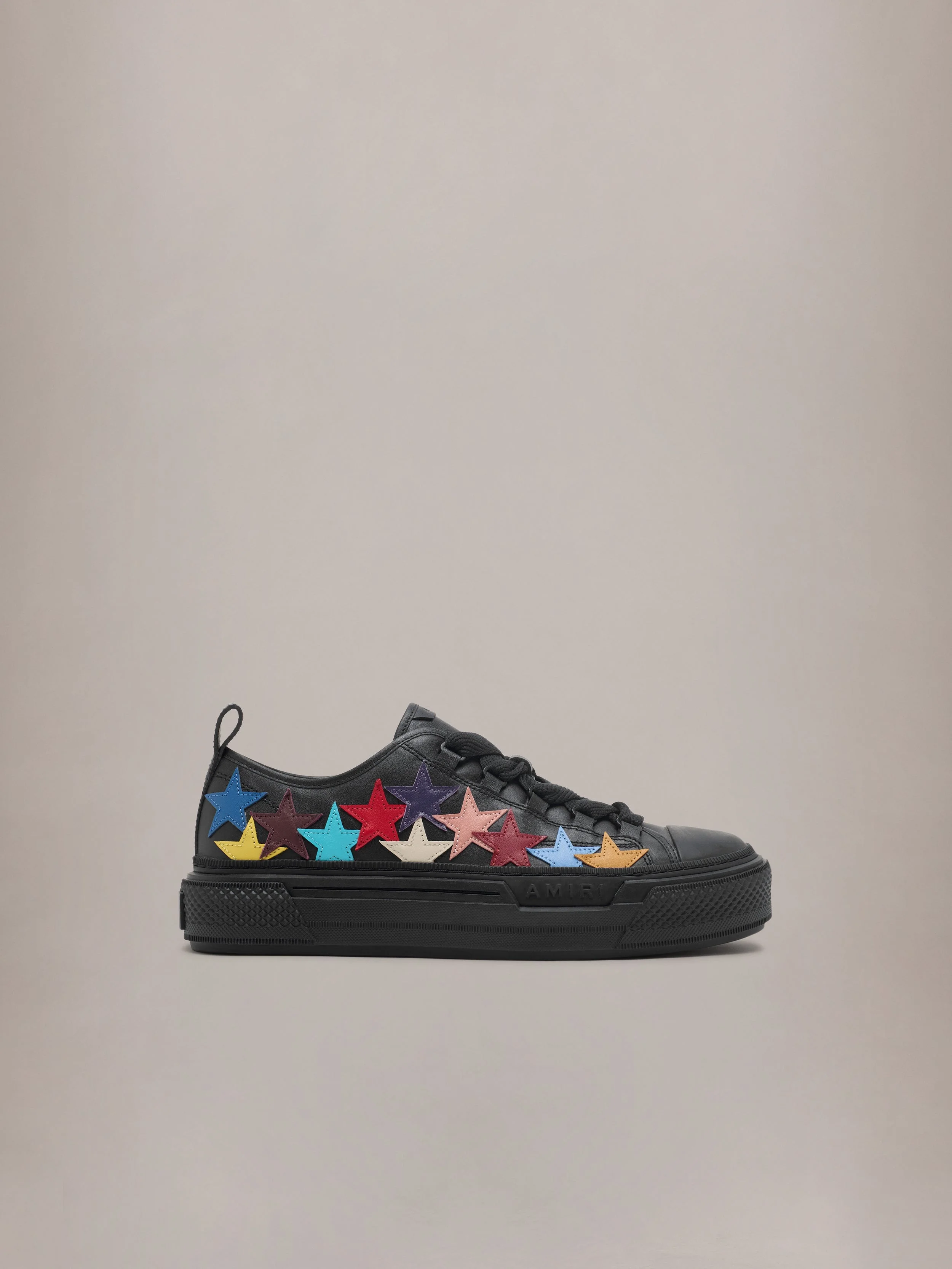 STARS COURT LOW - 1