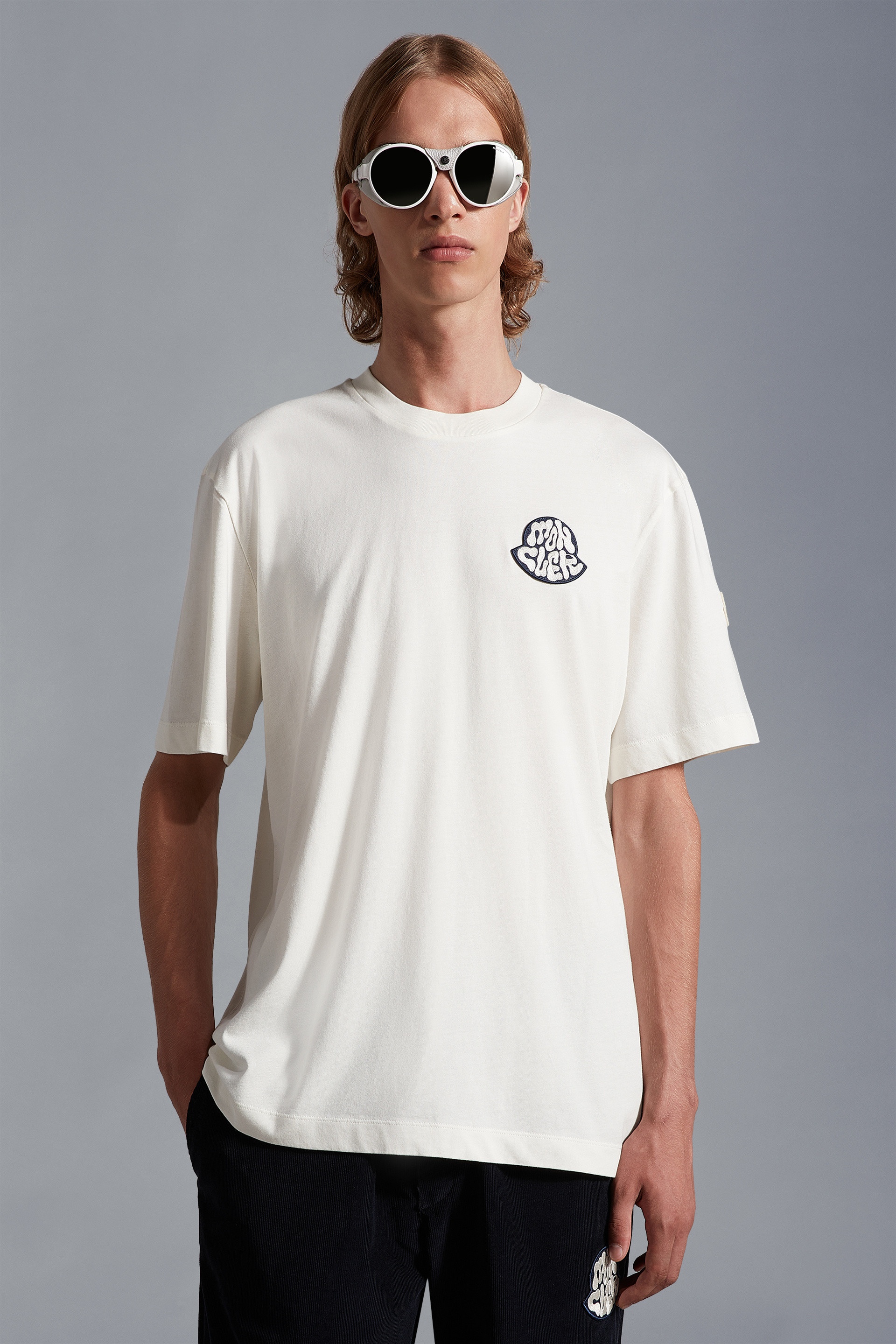 Moncler Graphic Logo T-Shirt | REVERSIBLE