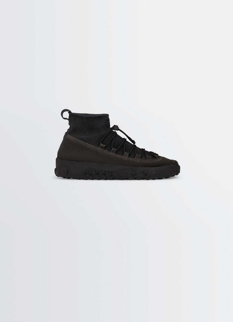 VIBRAM WRAP ON SNEAKERS 1