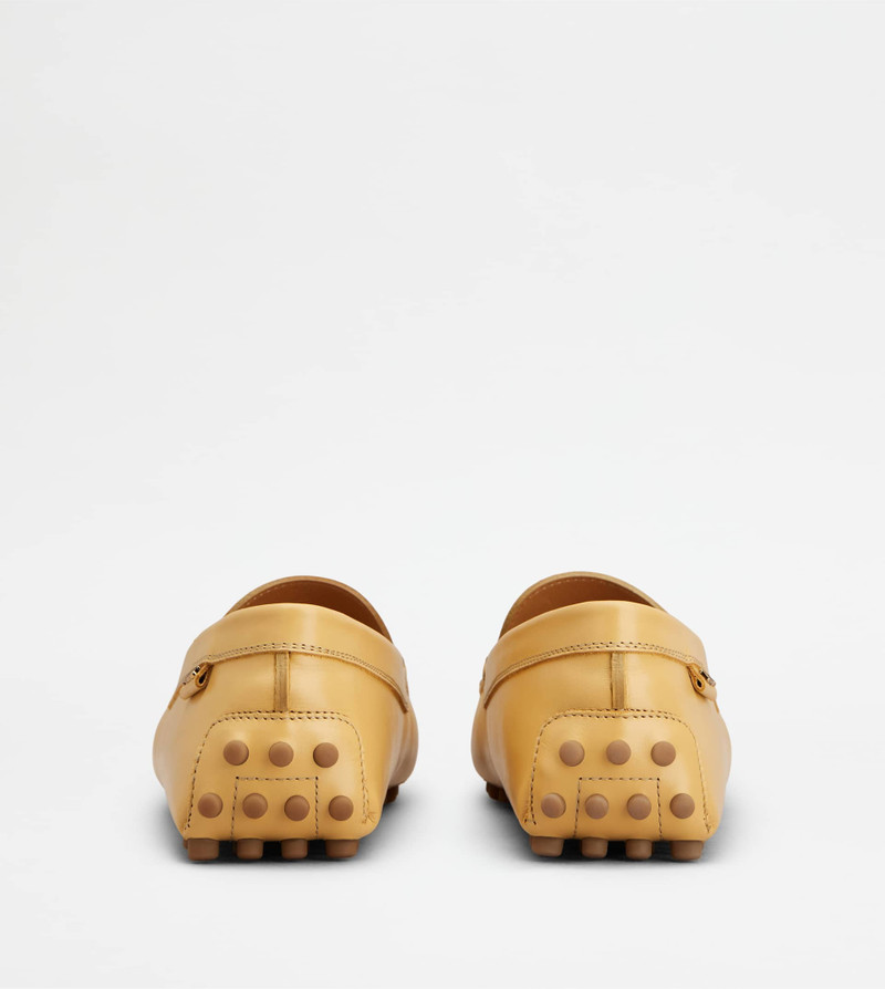 Tod's GOMMINO DRIVING SHOES IN LEATHER - YELLOW outlook