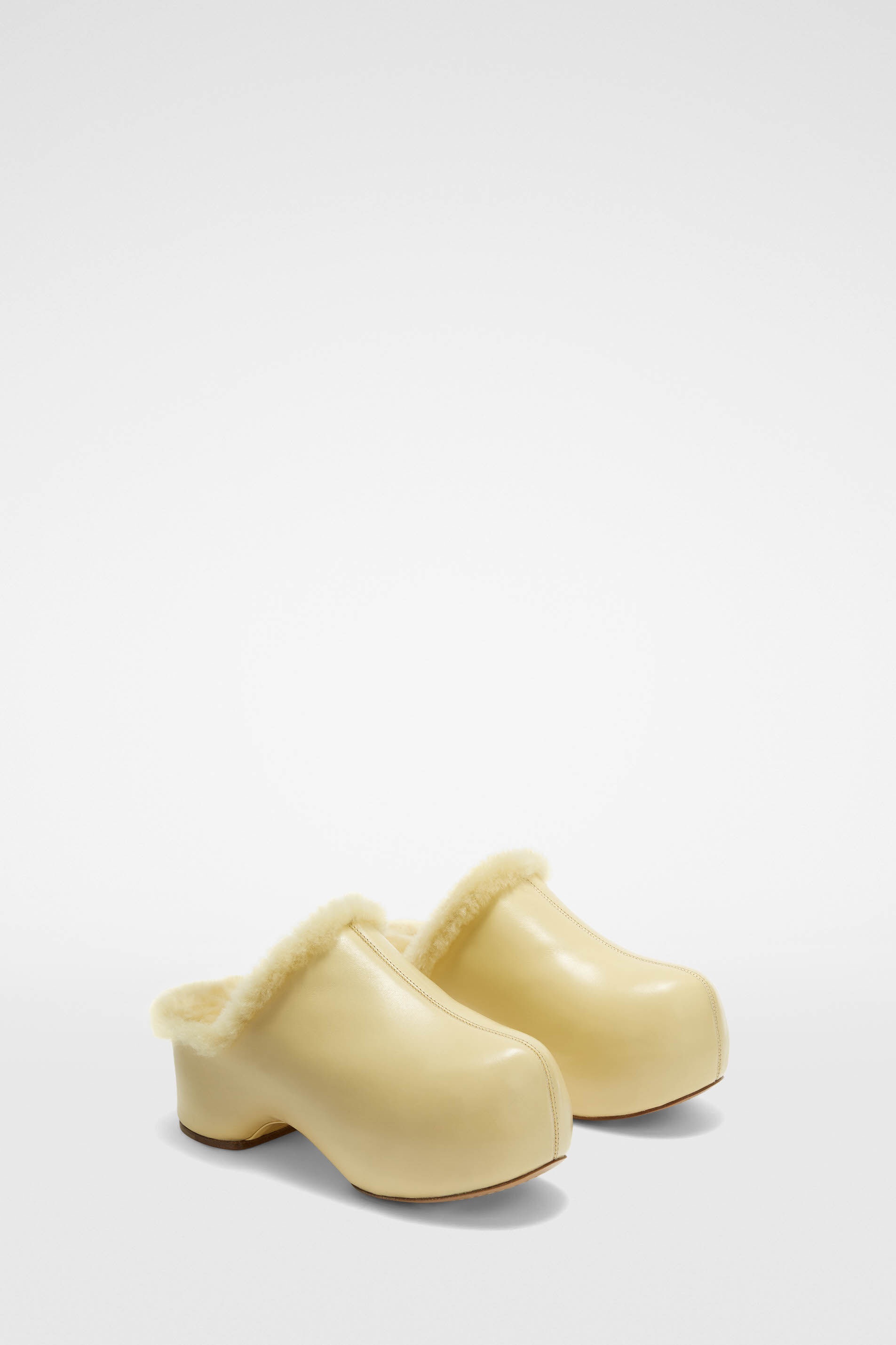 Clogs - 3