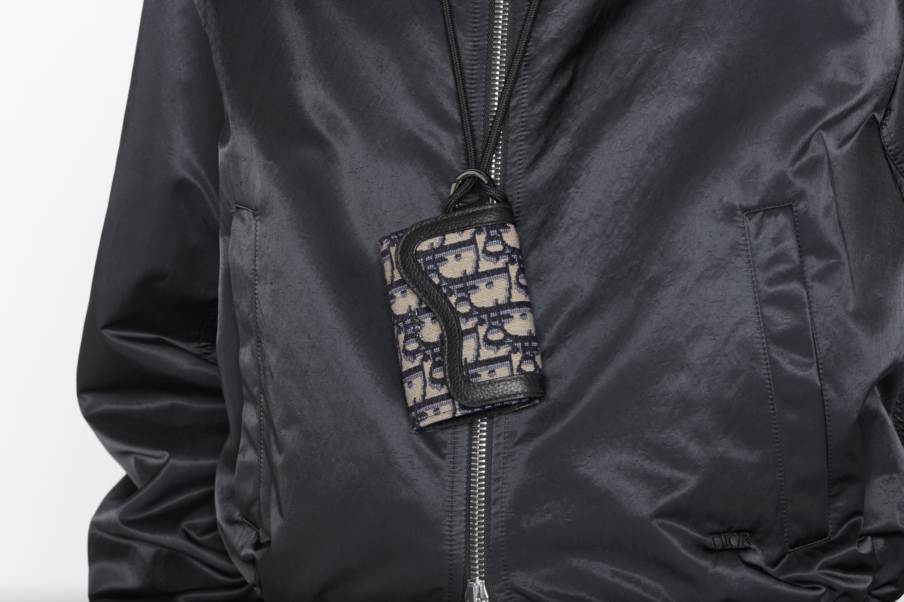 Saddle Card Holder with Shoulder Strap - 7