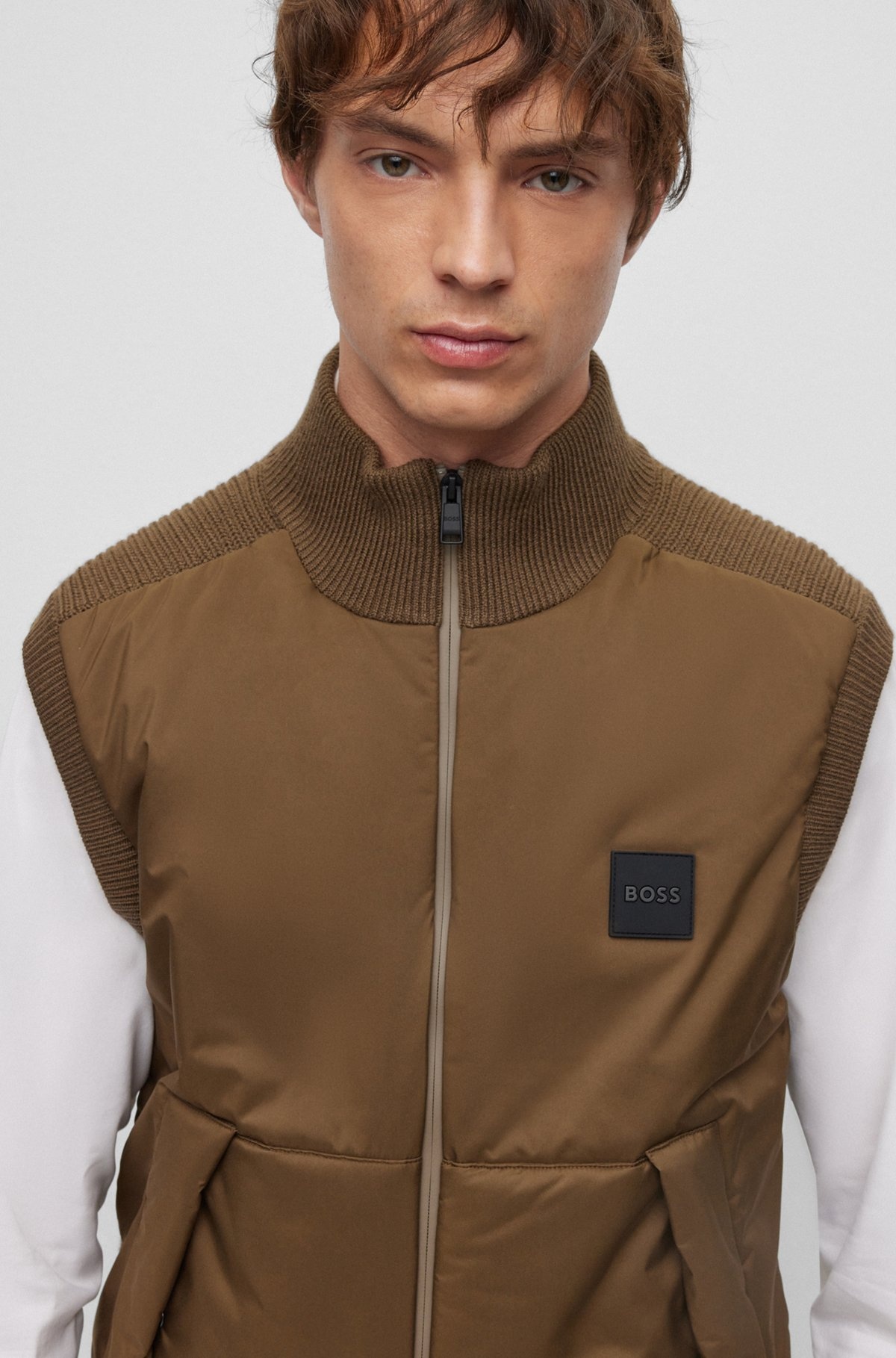 REGULAR-FIT GILET WITH LOGO PATCH - 3