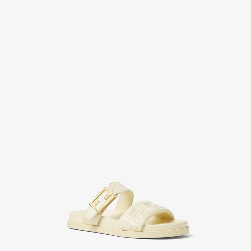 FENDI Fendi Feel outlook