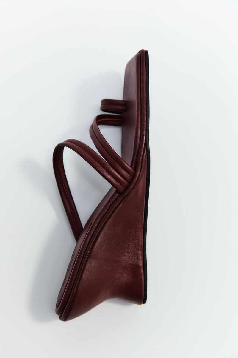 Soft Strap Contour Wedge - Plum - 8
