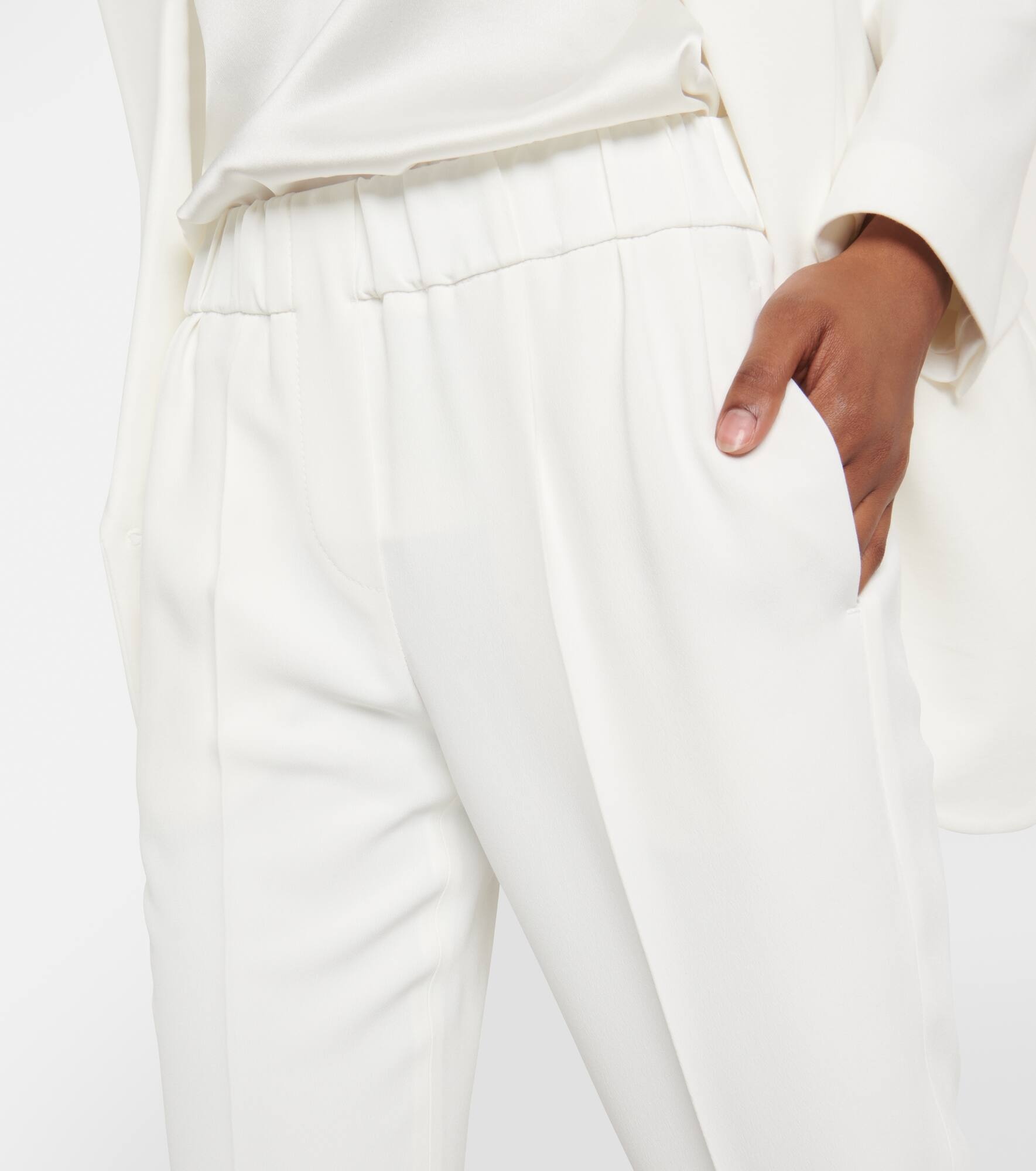 Tailored crêpe pants - 4