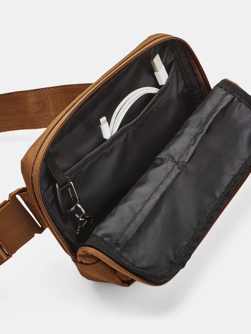 UA Loudon Waist Bag Crossbody 4