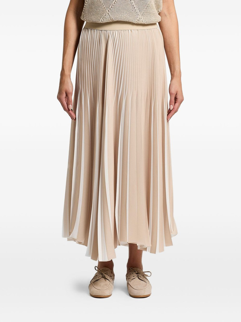 pleated skirt 1