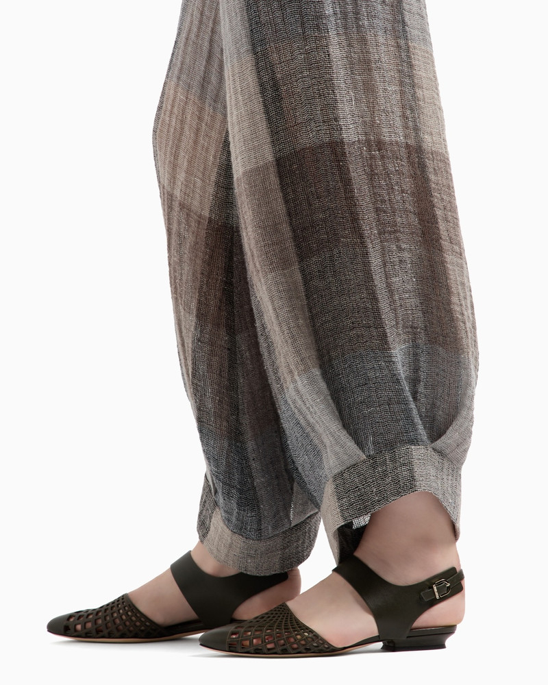 WIDE-LEG TROUSERS IN CHECKED BRUSHED LINEN 5