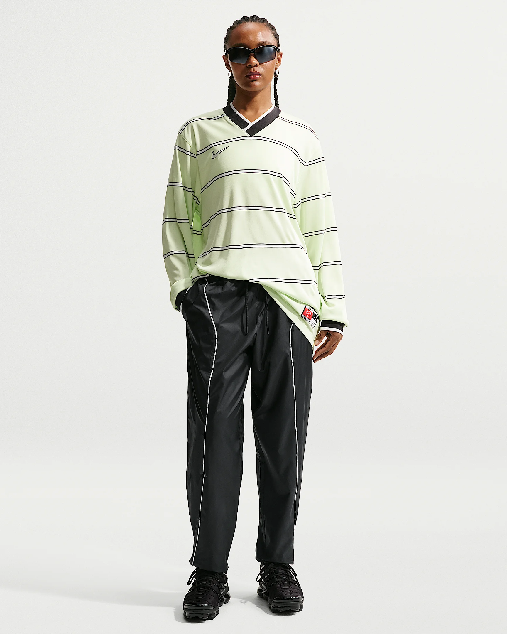 Nike Sportswear Women's Mid-Rise Repel Woven Pants - 1