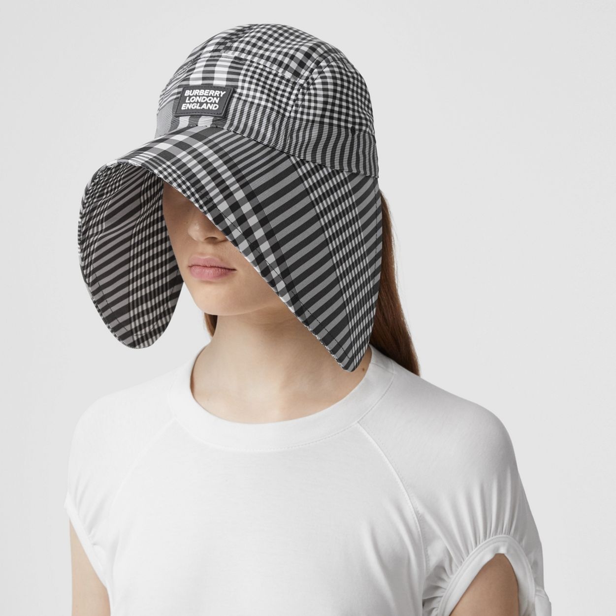 Logo Appliqué Check Bonnet Cap - 3