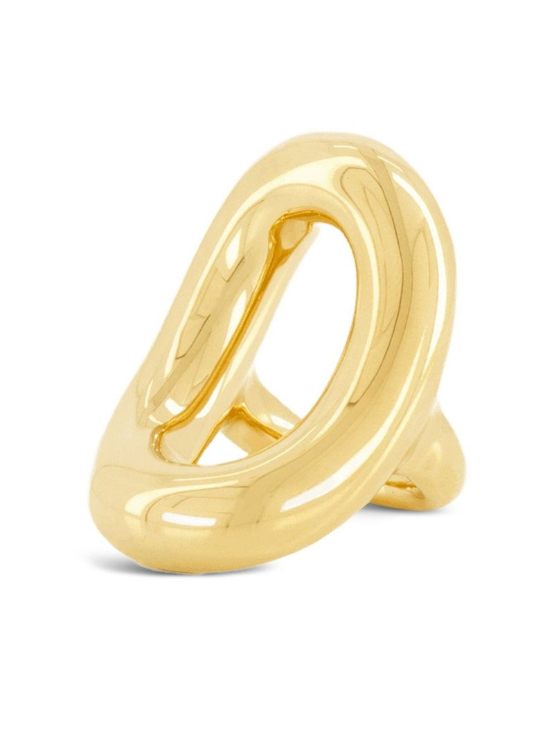 oval-frame gold ring 1