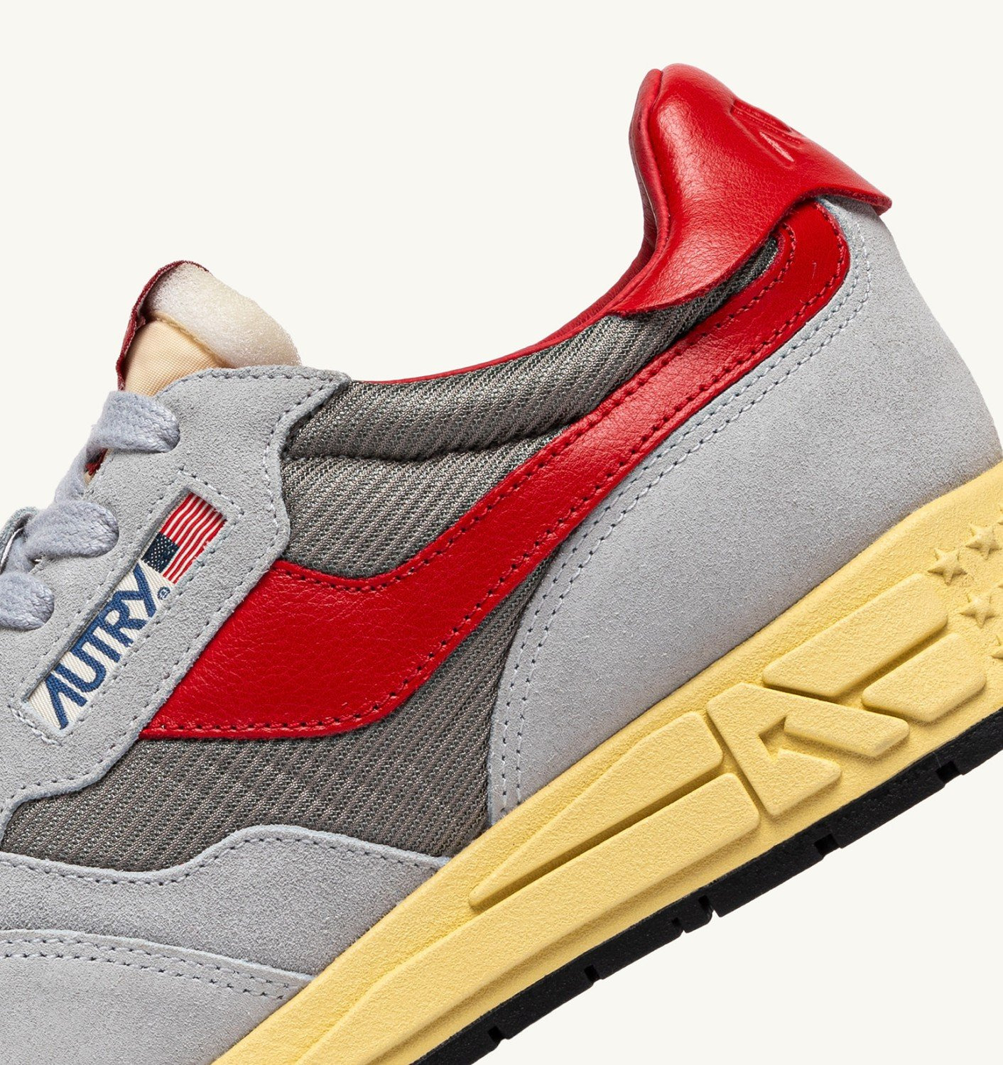 REELWIND LOW SNEAKERS IN GRAY AND MOON SUEDE AND MESH - 6