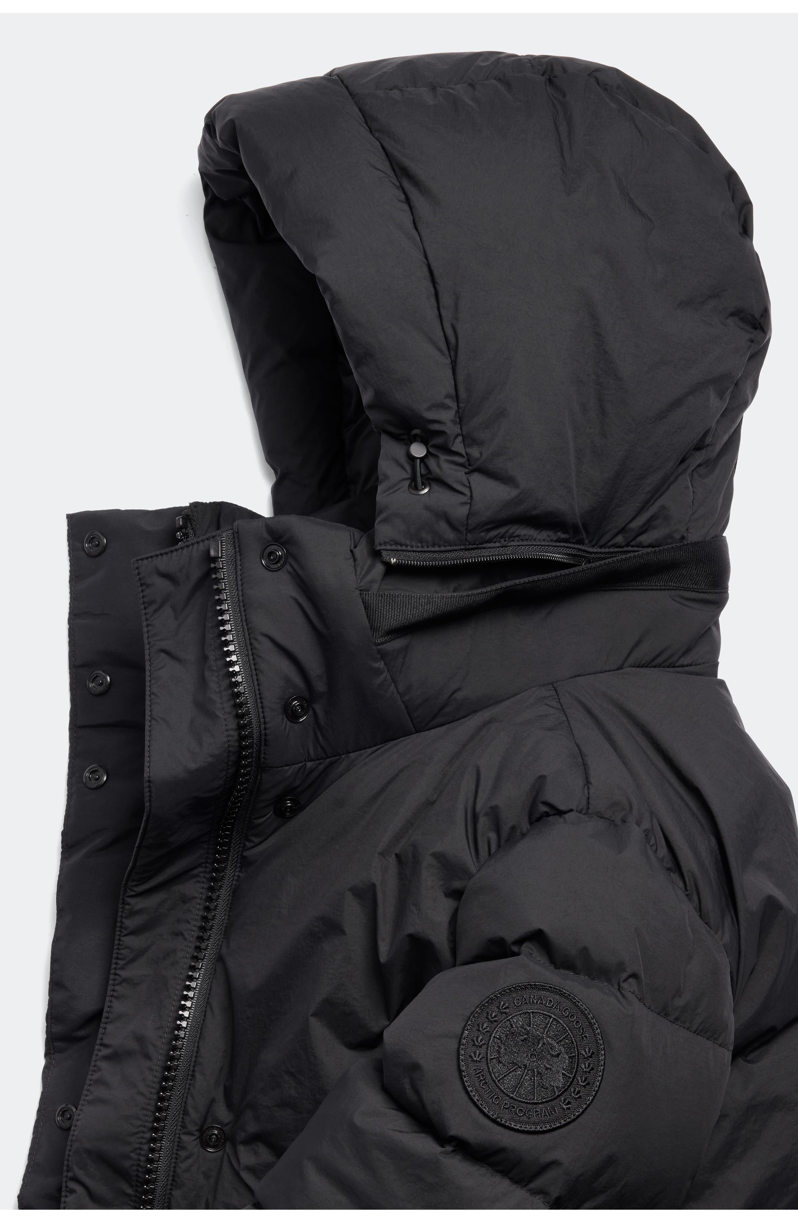 Canada Goose Lyndale 750 Fill Power Down Quilted Puffer Jacket in Black at Nordstrom - 5