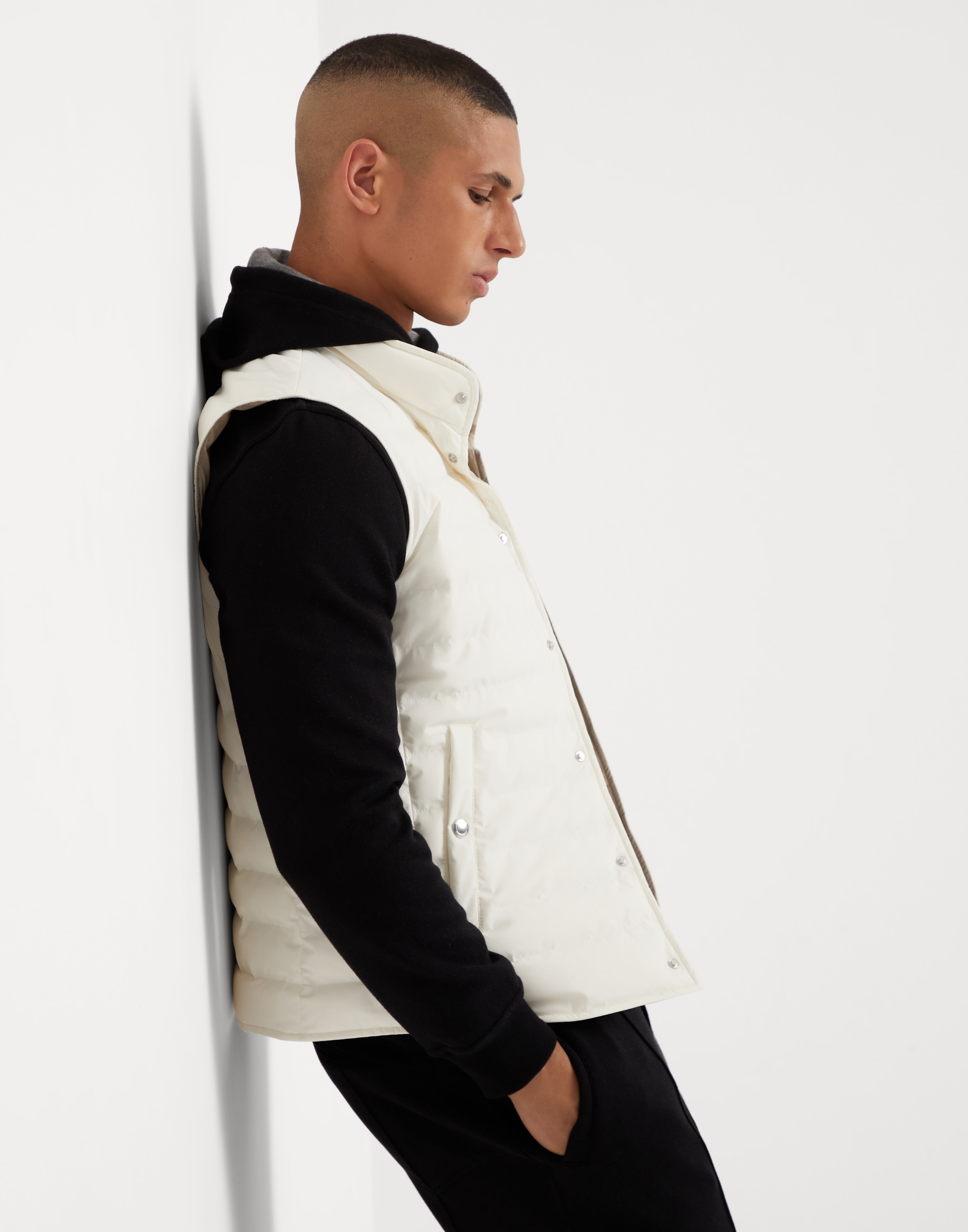 Bonded taffeta lightweight down vest - 4